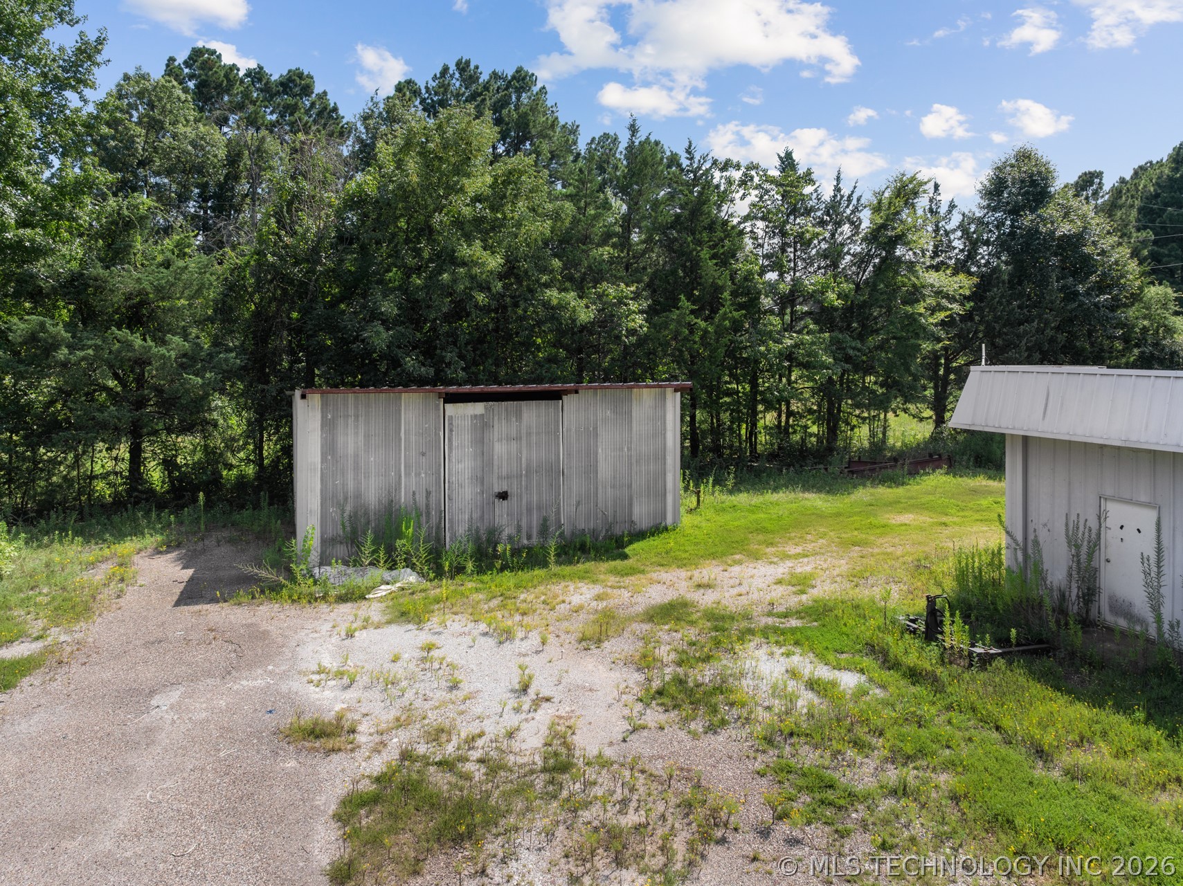 205 Industrial Avenue Property Photo 4