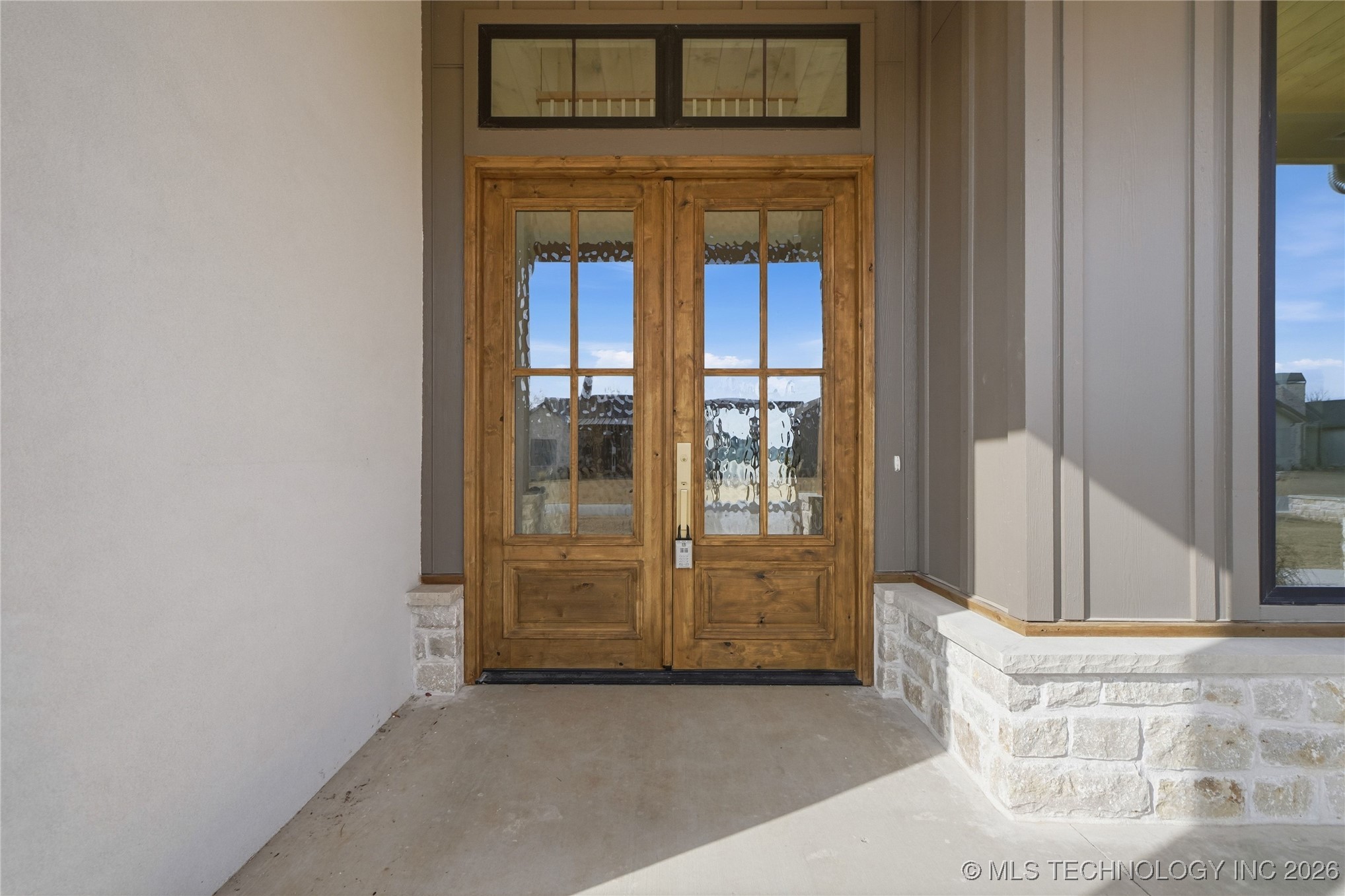 17623 E White Tail Cove Property Photo 6