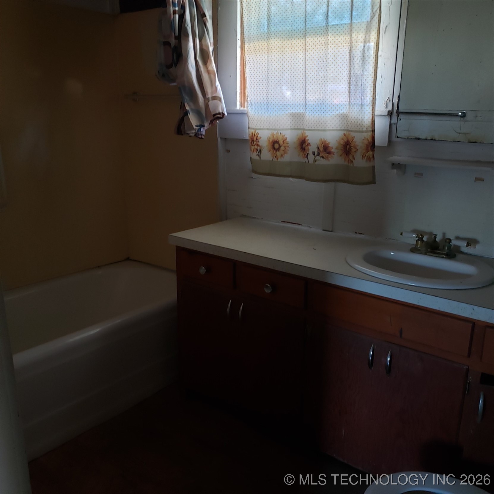 283 Highland Street Property Photo 8