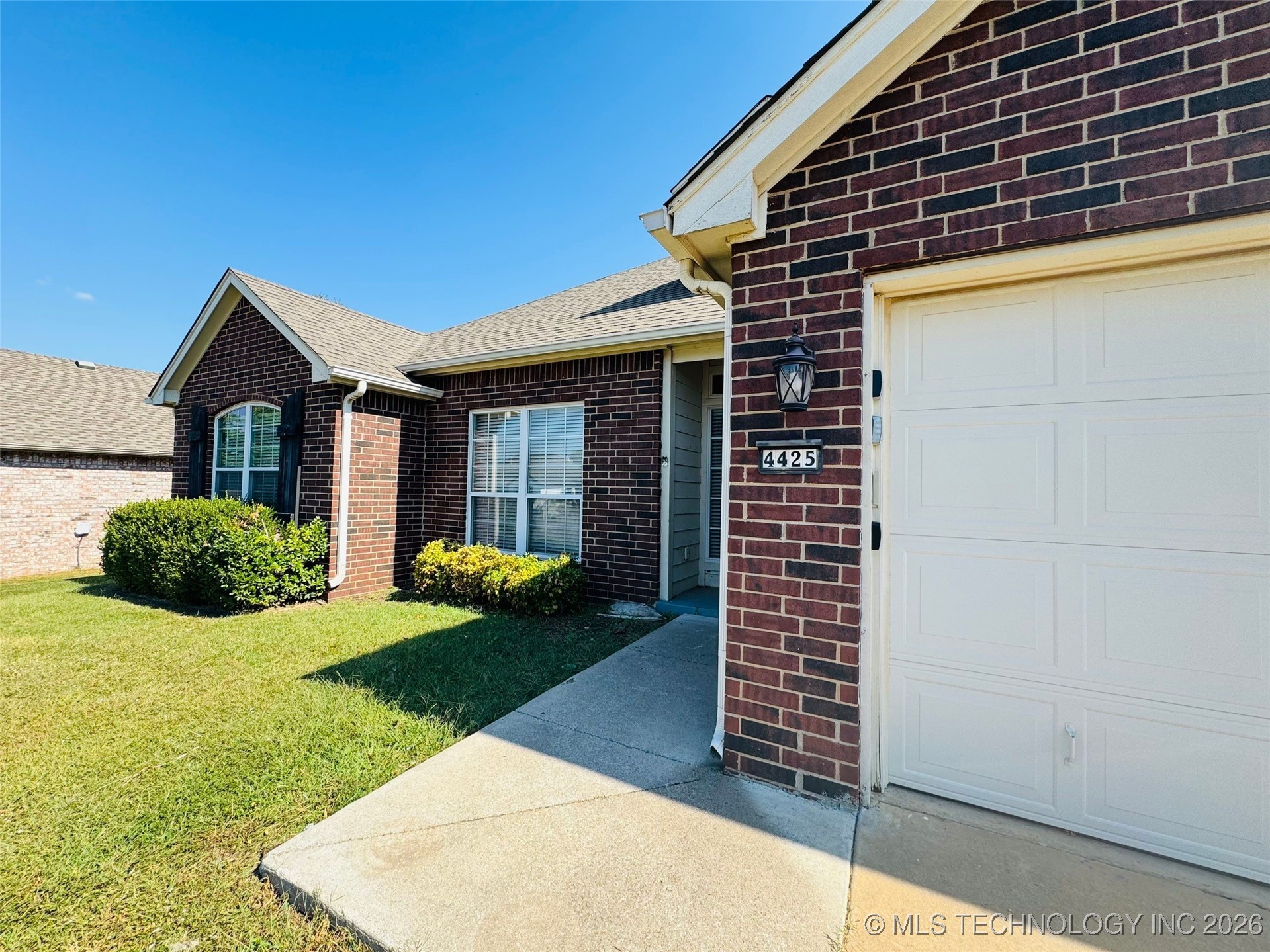 4425 S 199th East Avenue Property Photo 2