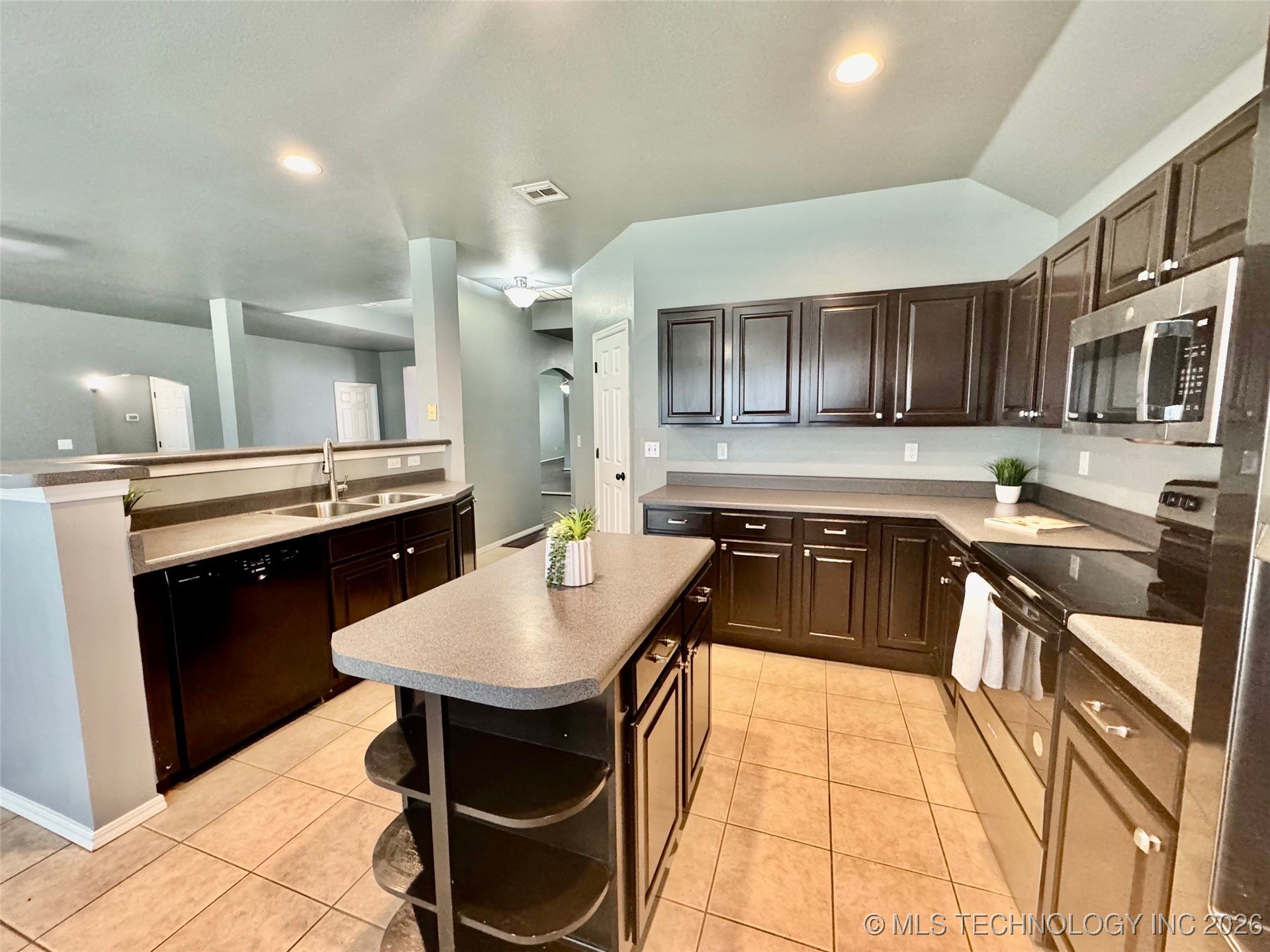 4425 S 199th East Avenue Property Photo 20