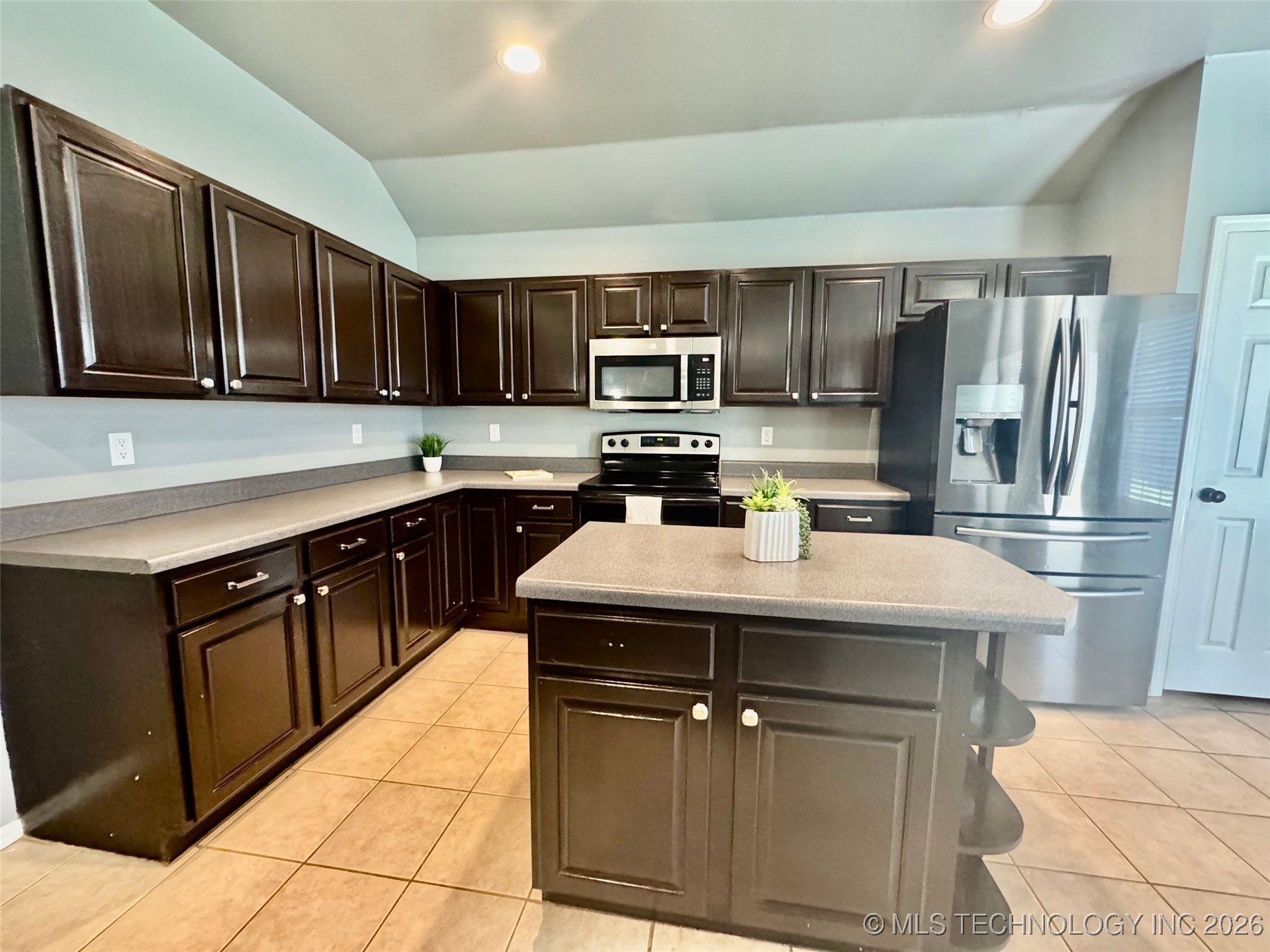 4425 S 199th East Avenue Property Photo 23