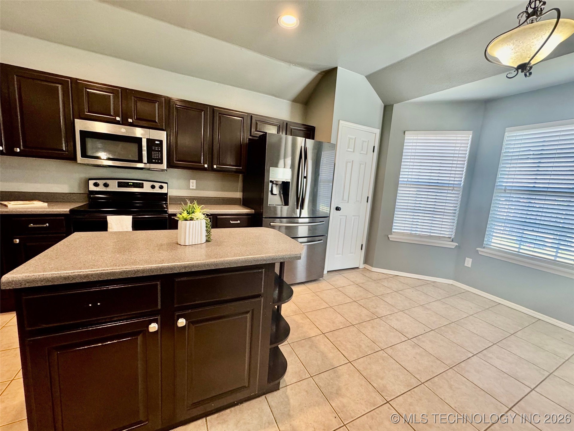 4425 S 199th East Avenue Property Photo 27