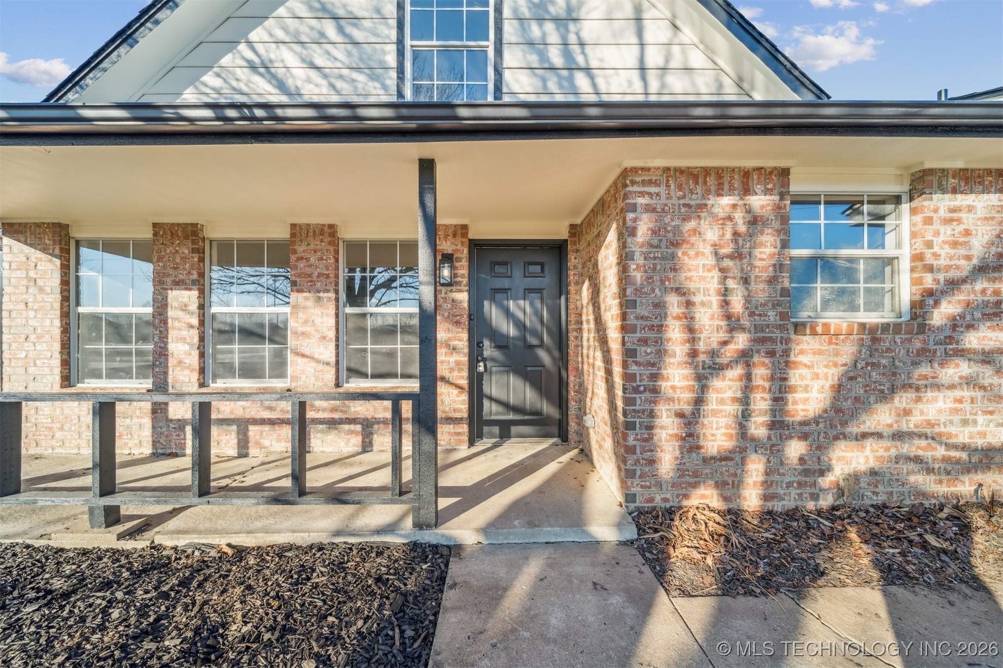 10020 N 44th East Avenue Property Photo 3