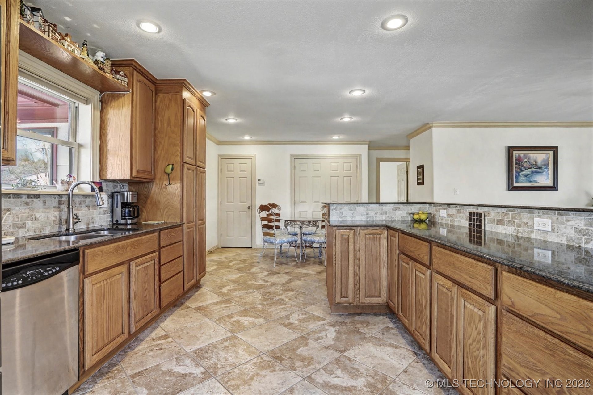 11549 S 49th West Avenue Property Photo 2