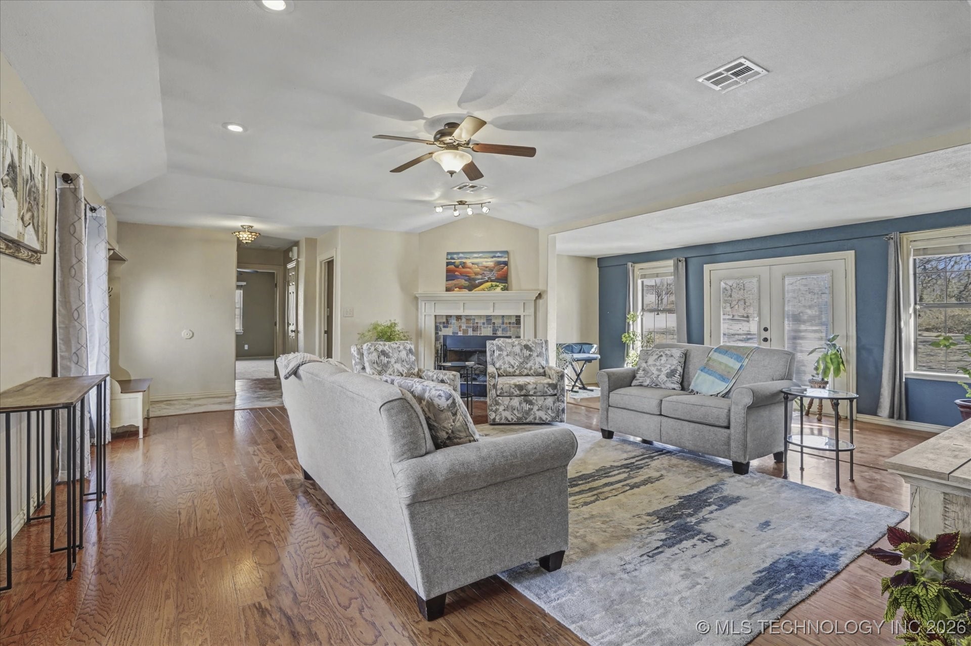 11549 S 49th West Avenue Property Photo 3