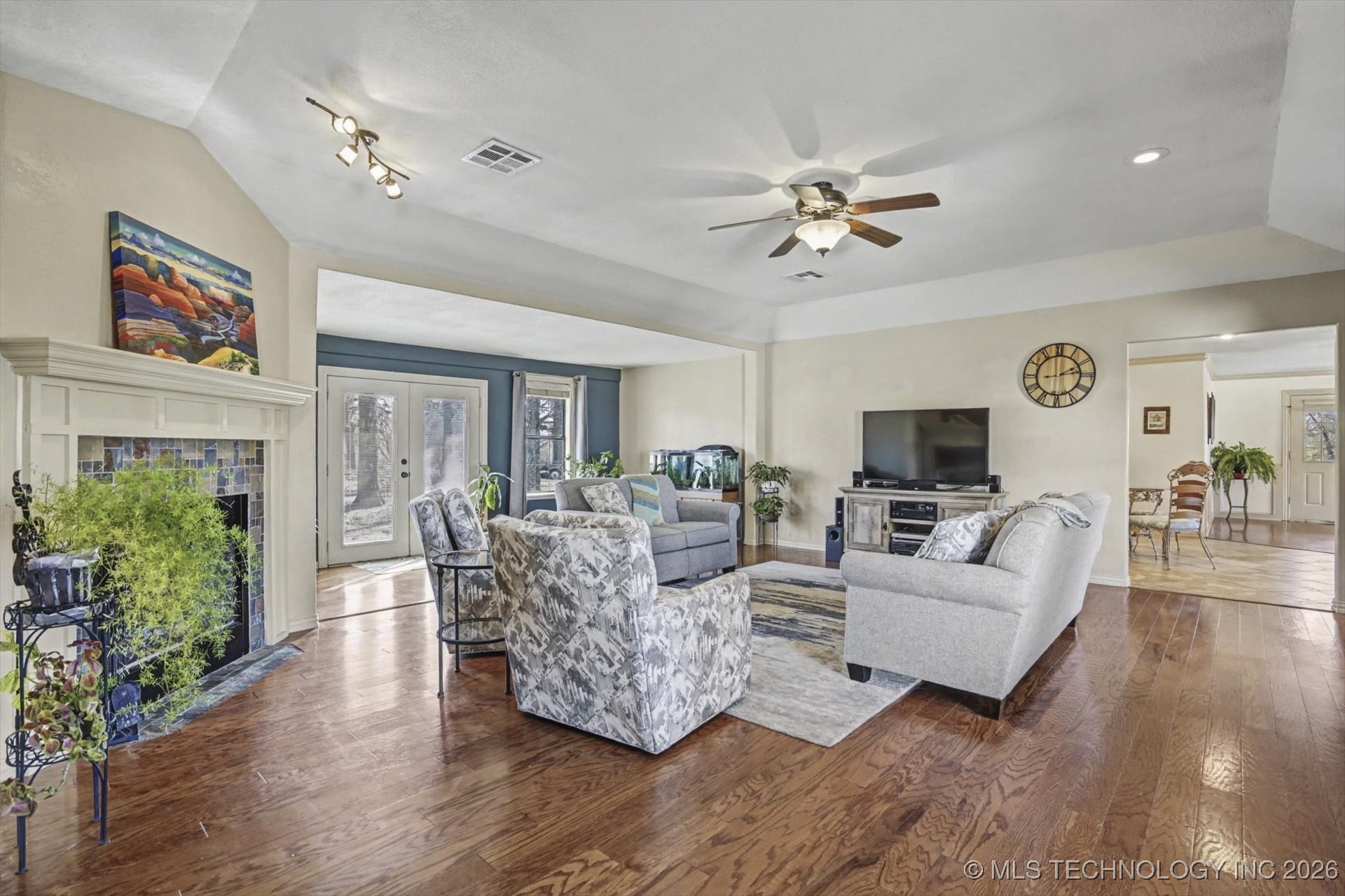 11549 S 49th West Avenue Property Photo 8