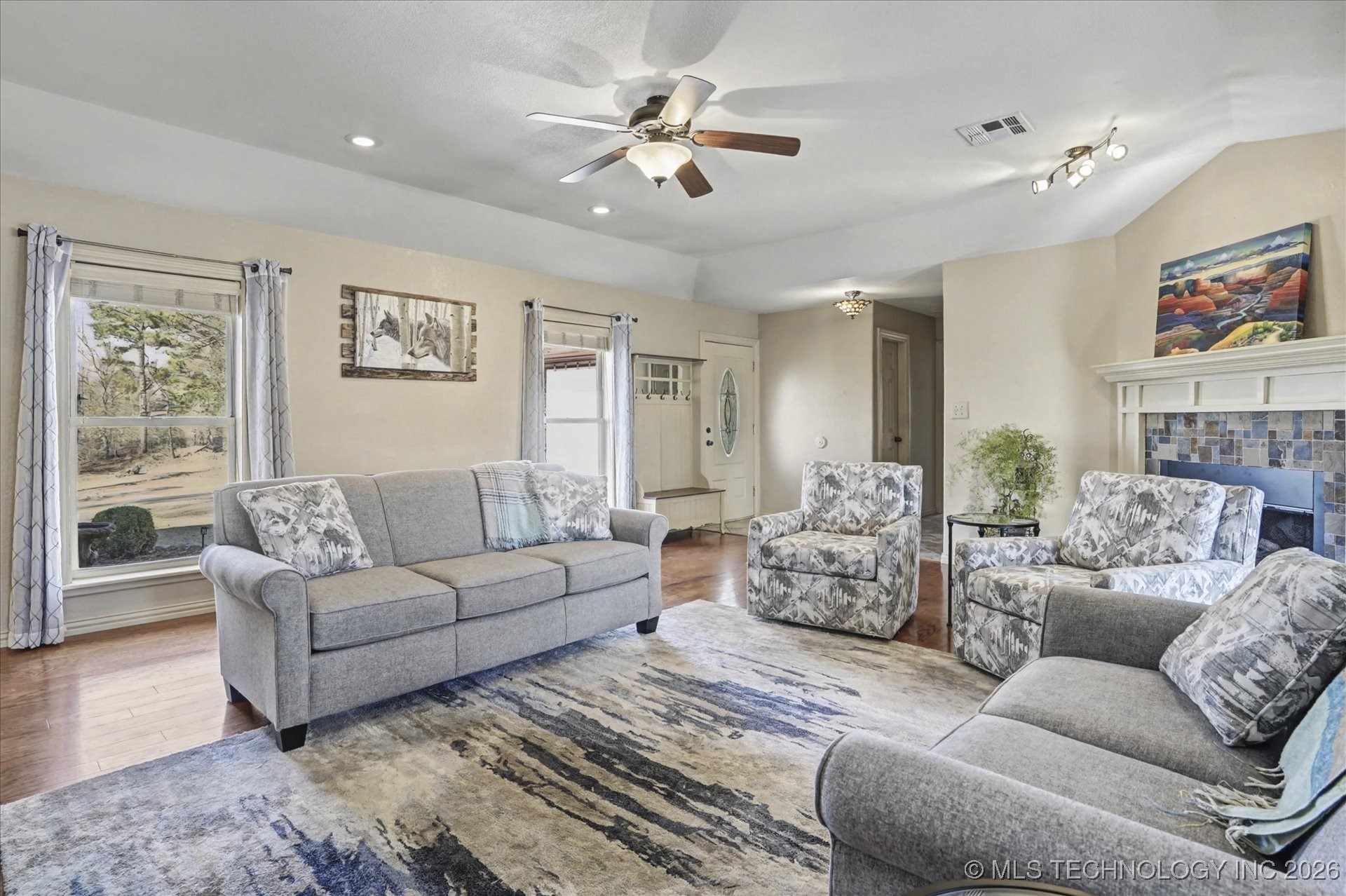 11549 S 49th West Avenue Property Photo 9