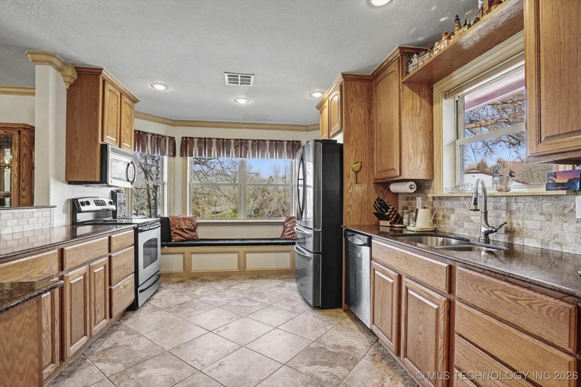 11549 S 49th West Avenue Property Photo 16