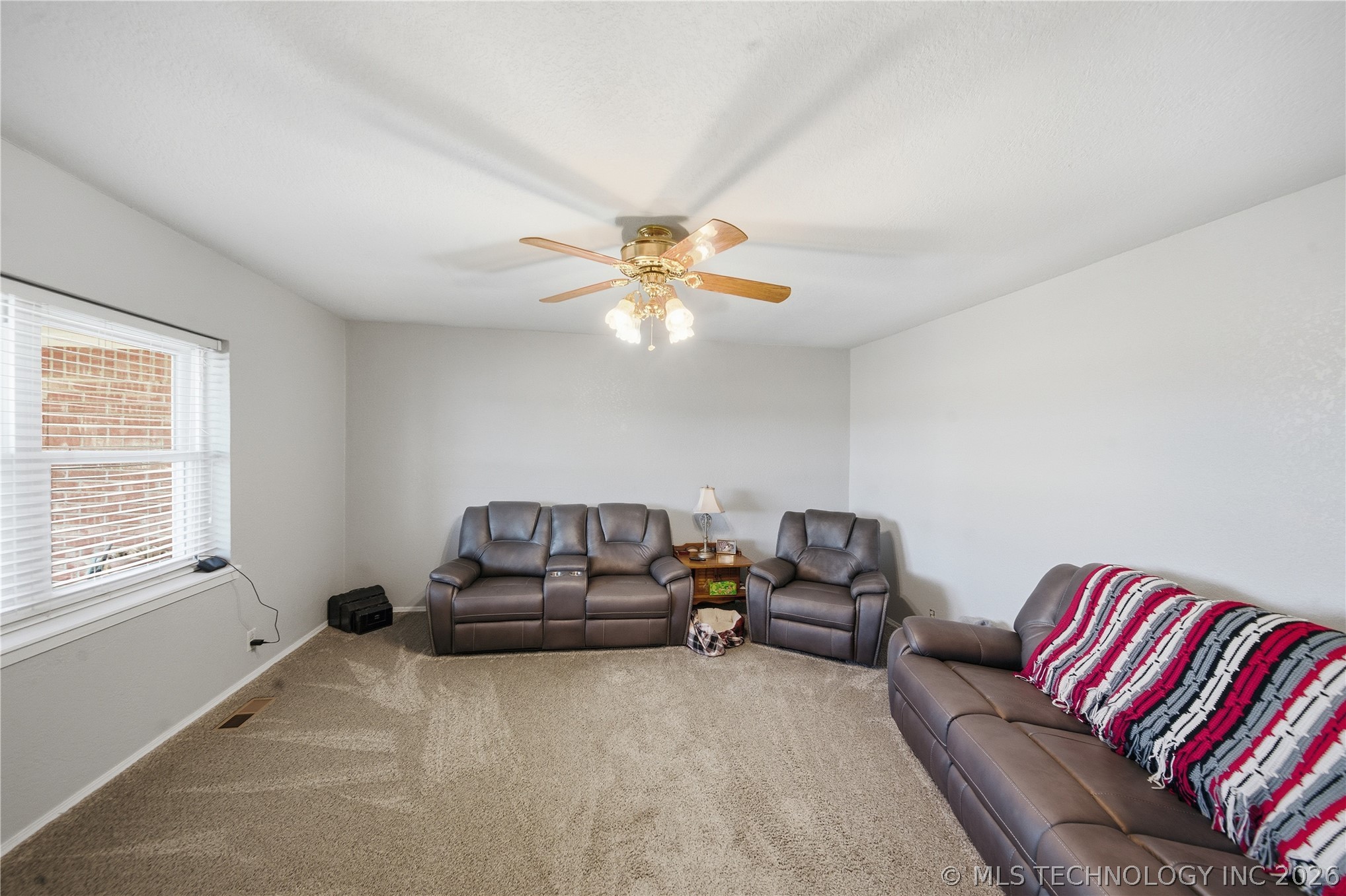 14860 N 253rd Street Property Photo 6