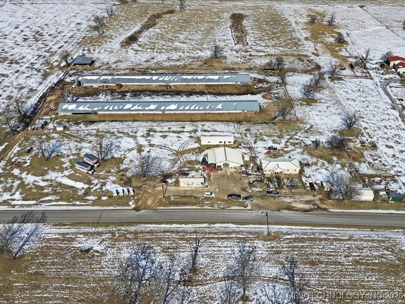 472589 E County Road 660 Property Photo 3