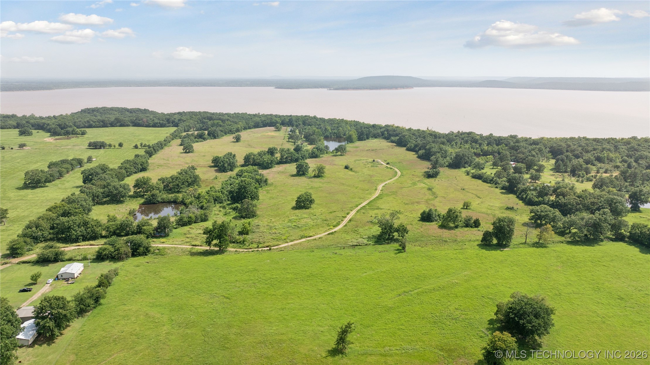 104500 S 4095 Road Property Photo 3