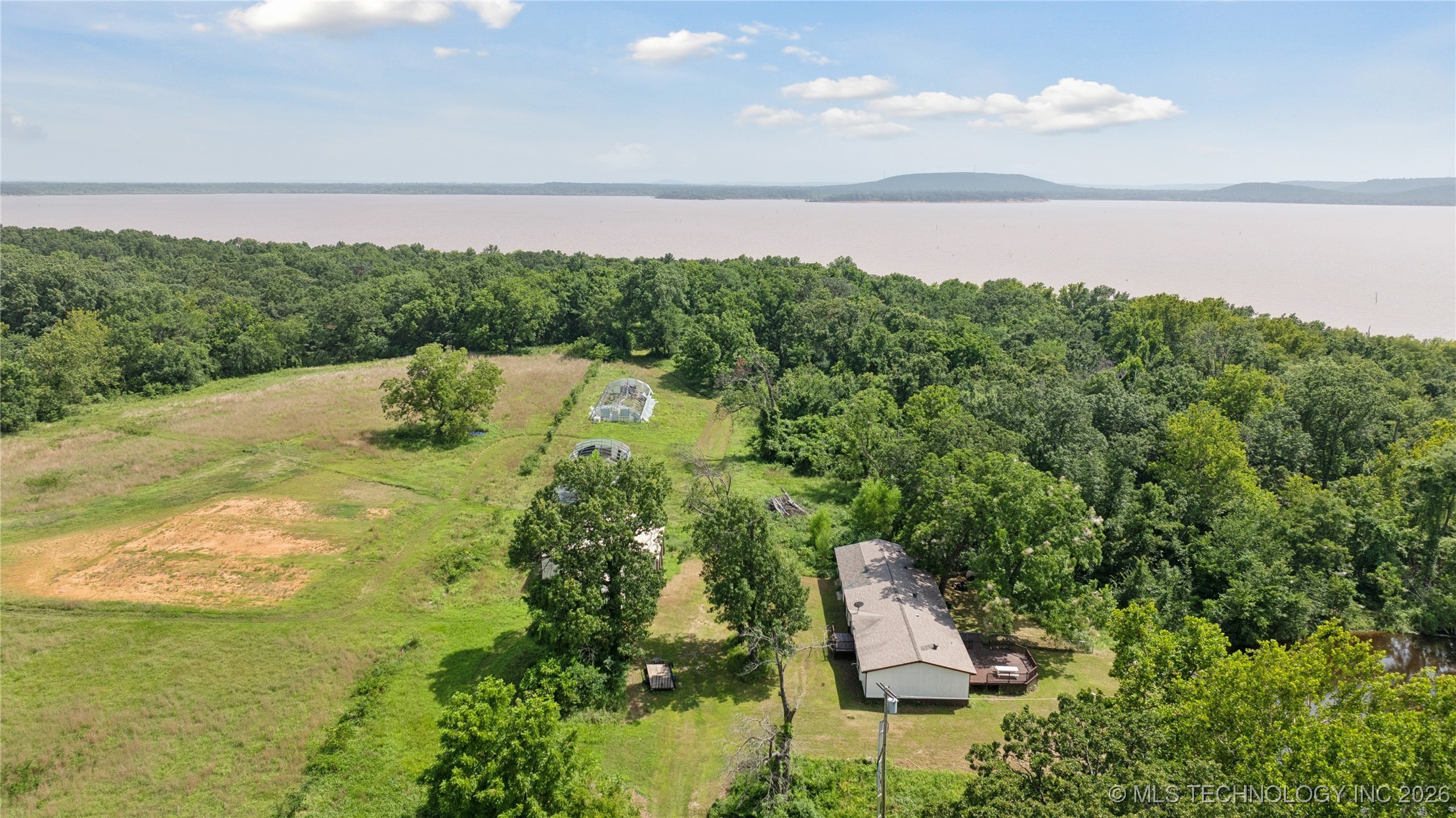 104500 S 4095 Road Property Photo 4