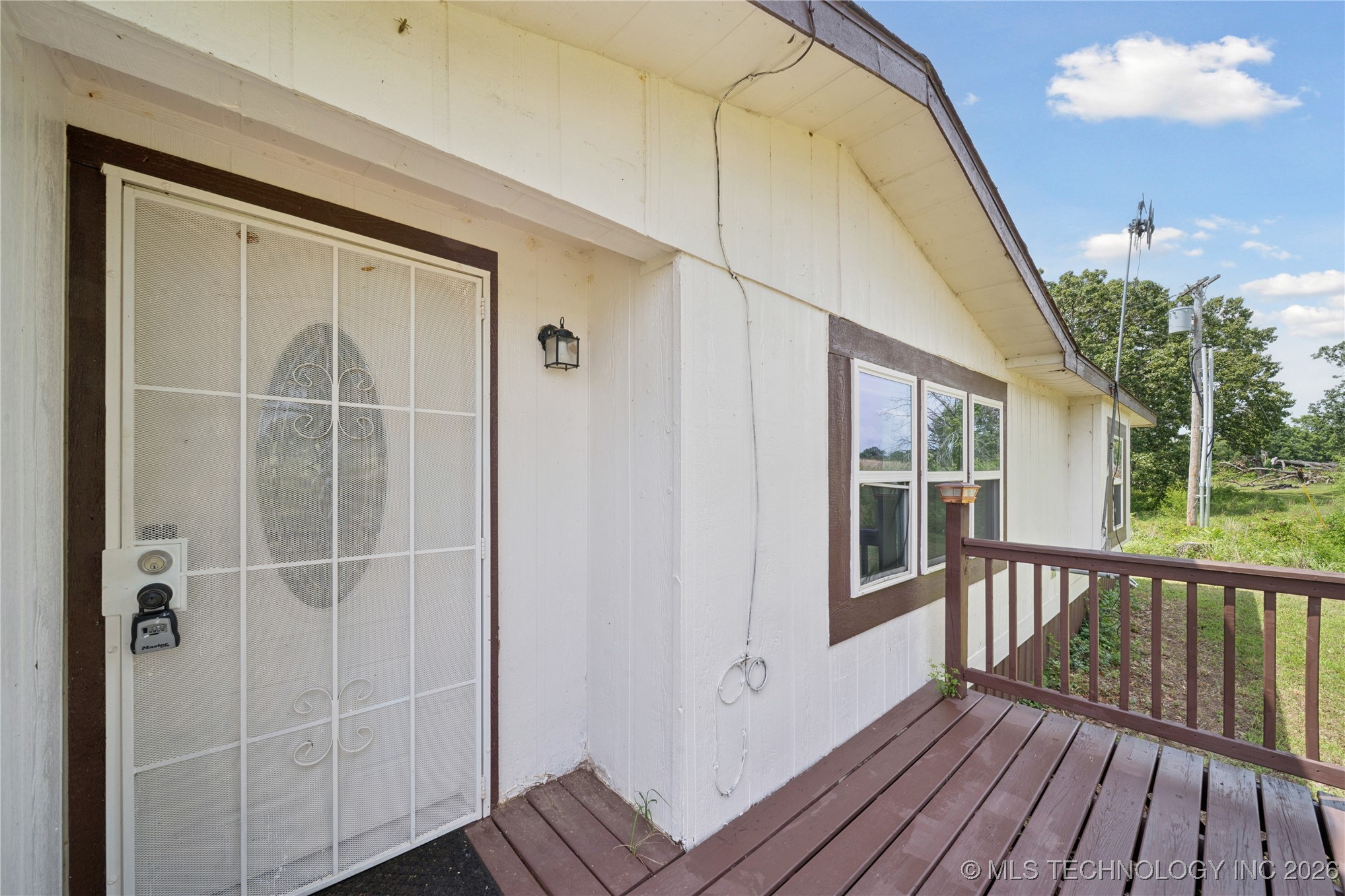 104500 S 4095 Road Property Photo 8