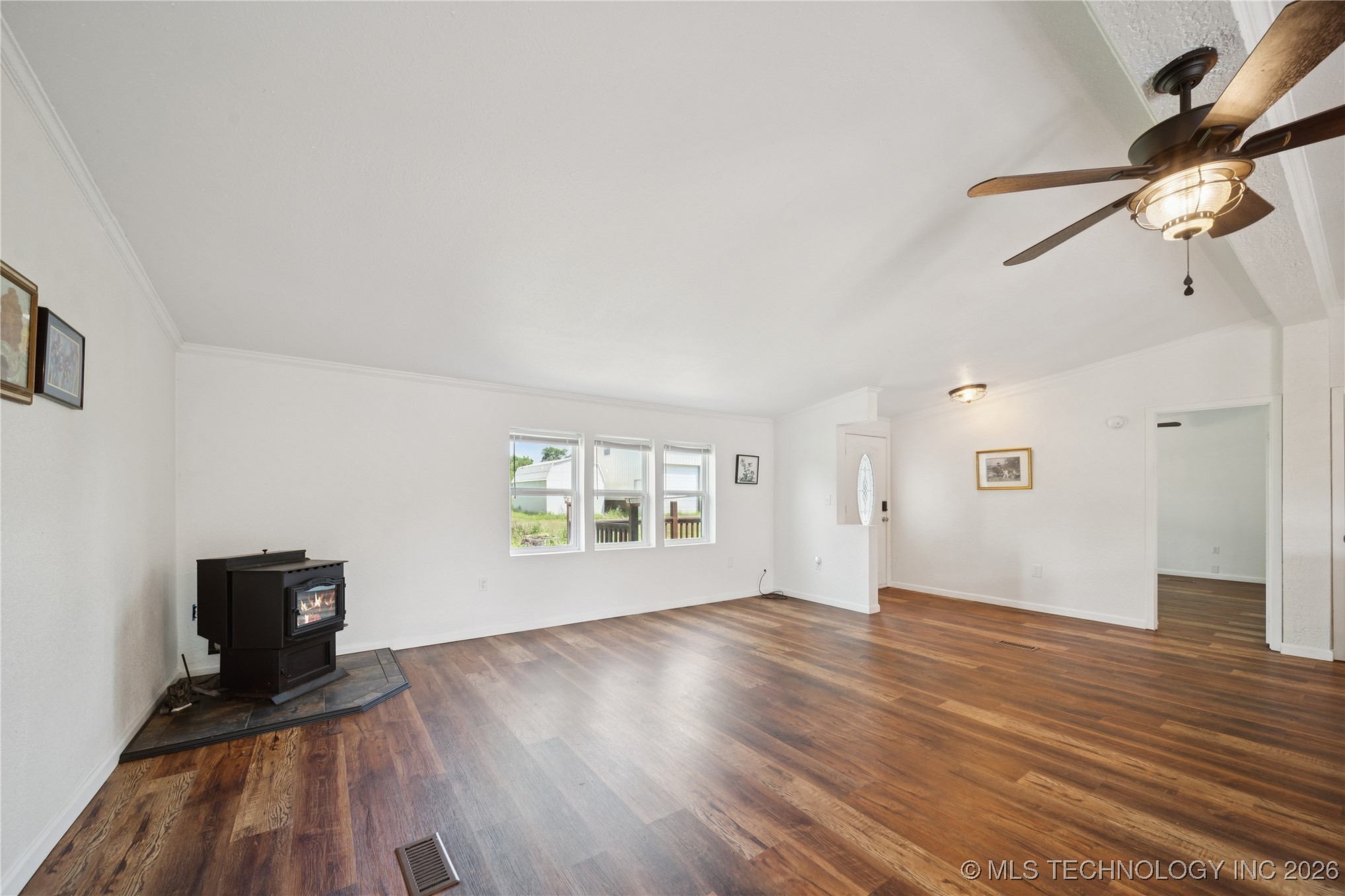 104500 S 4095 Road Property Photo 10