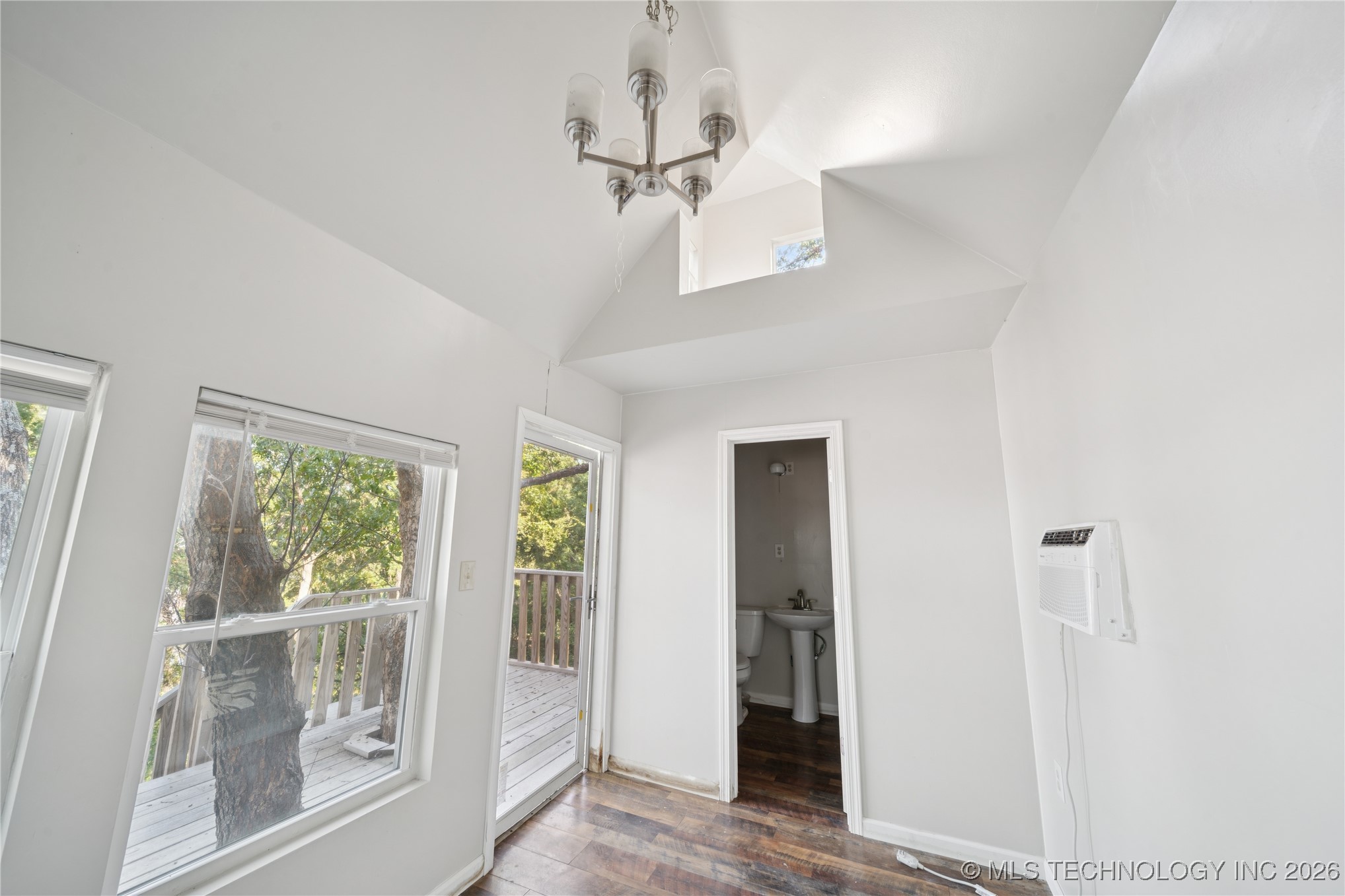 104500 S 4095 Road Property Photo 37