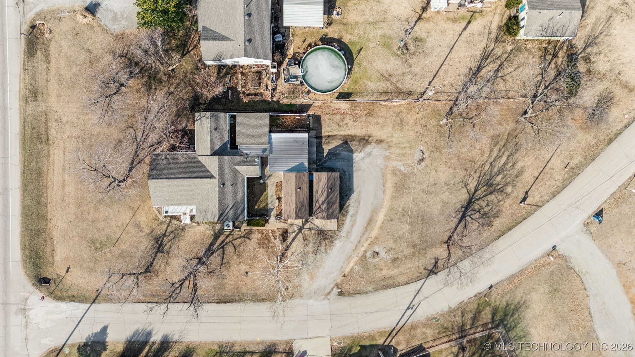 2902 N Little Avenue Property Photo 12