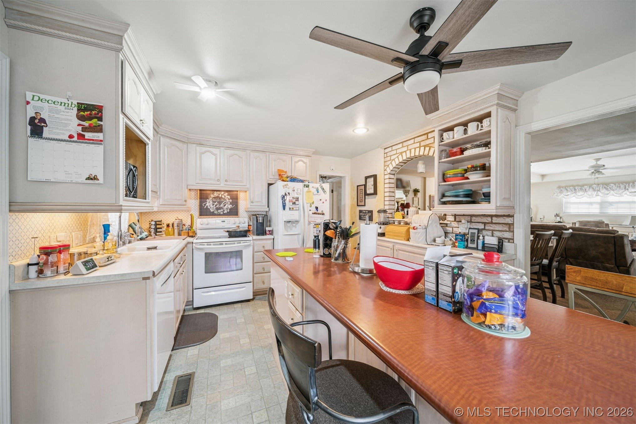 2902 N Little Avenue Property Photo 19