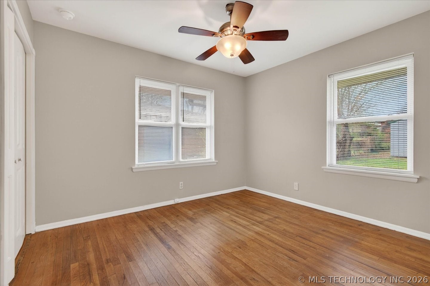 319 Se Waverly Avenue Property Photo 17
