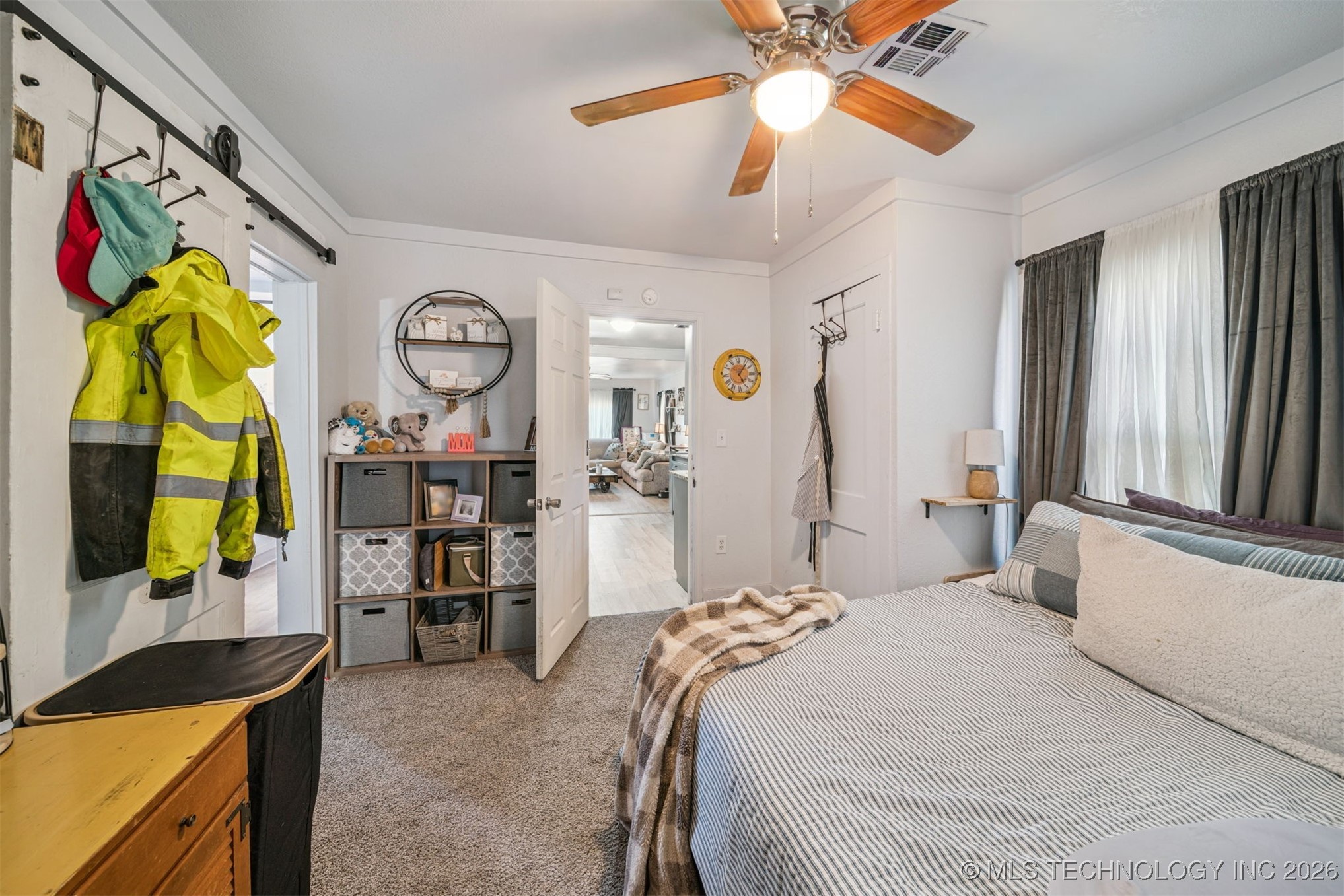 4639 S 32nd West Avenue Property Photo 7