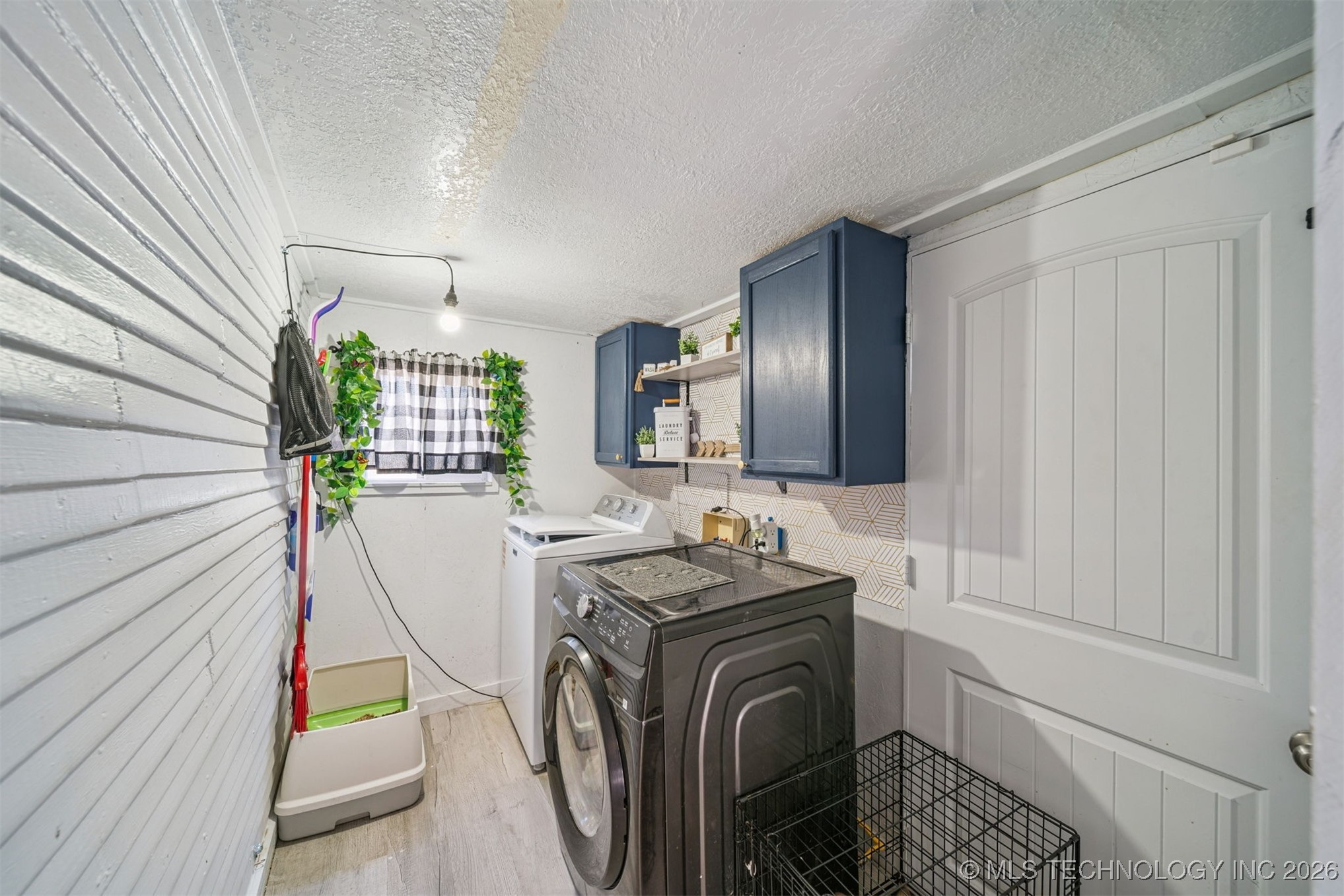 4639 S 32nd West Avenue Property Photo 10