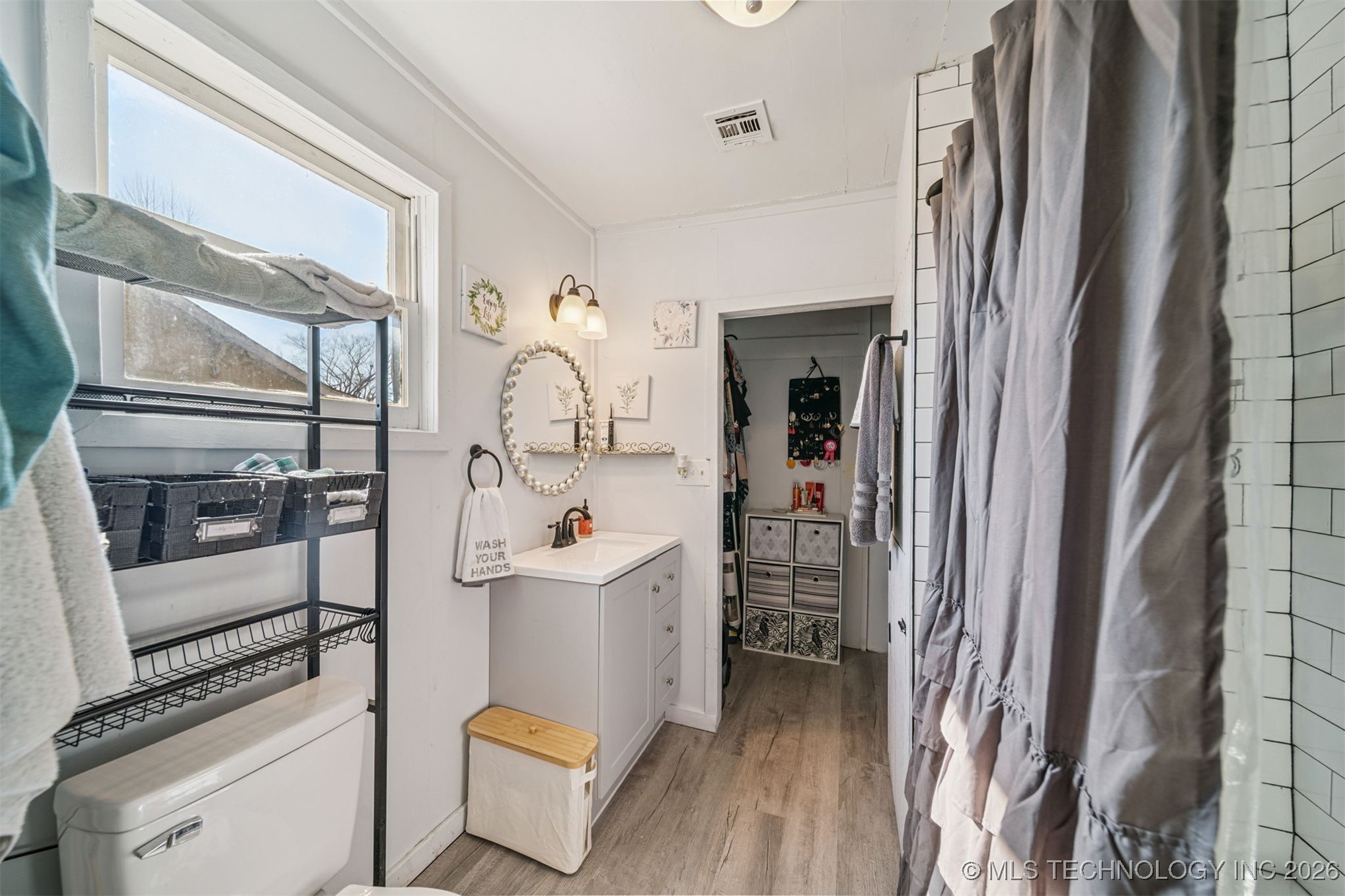 4639 S 32nd West Avenue Property Photo 12