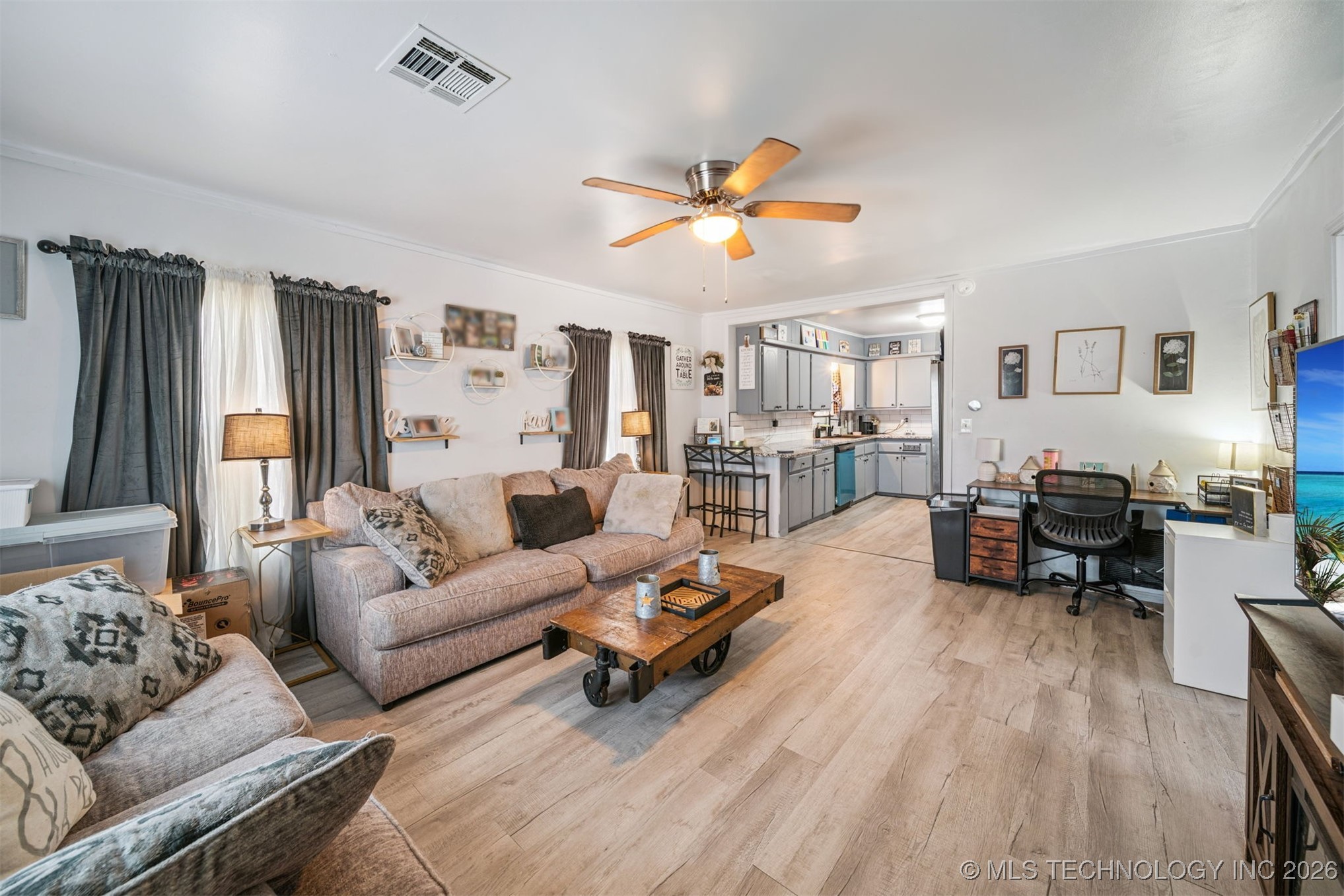 4639 S 32nd West Avenue Property Photo 14