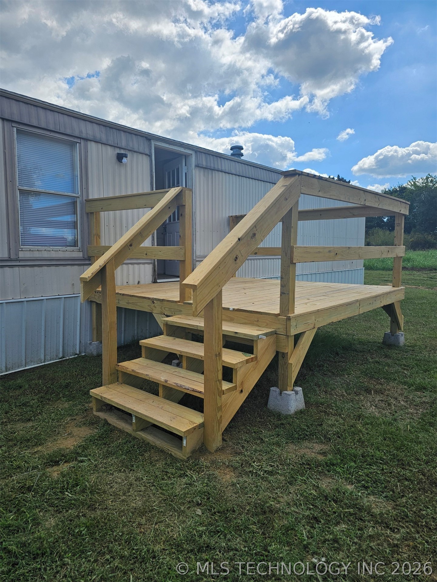 0 E 660 Road Property Photo 5