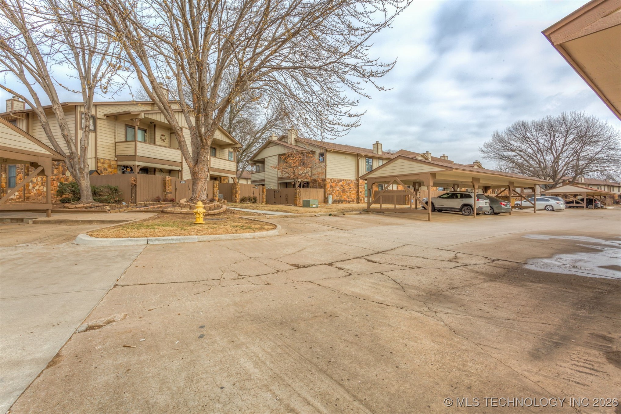 6370 S 80th East Avenue 39j Property Photo 3