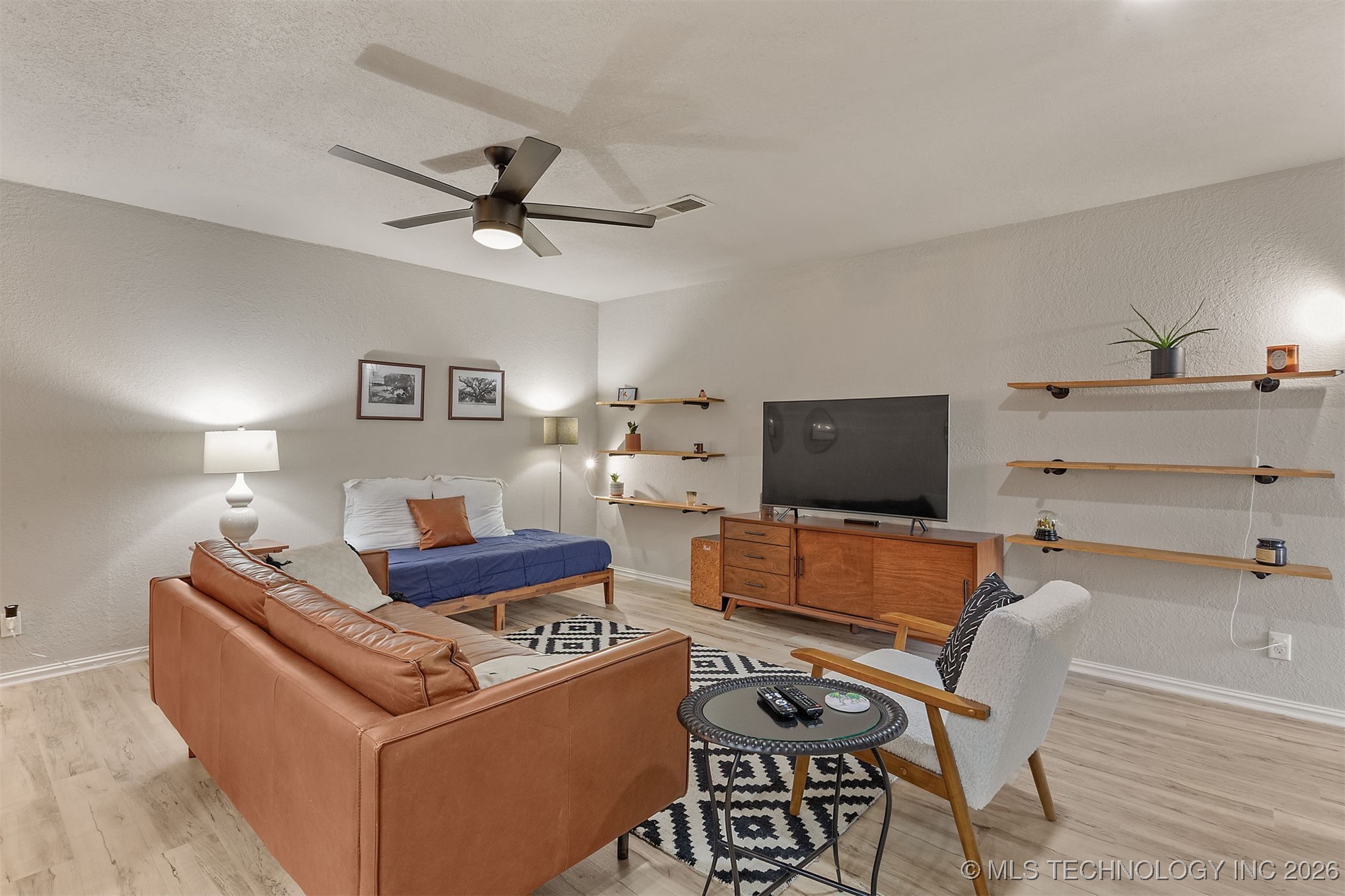 6370 S 80th East Avenue 39j Property Photo 8