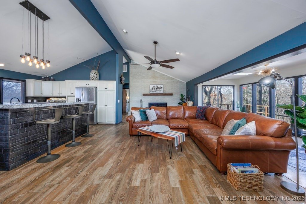 2007 Skyline Drive Property Photo 13