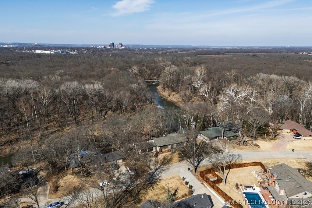 2007 Skyline Drive Property Photo 53