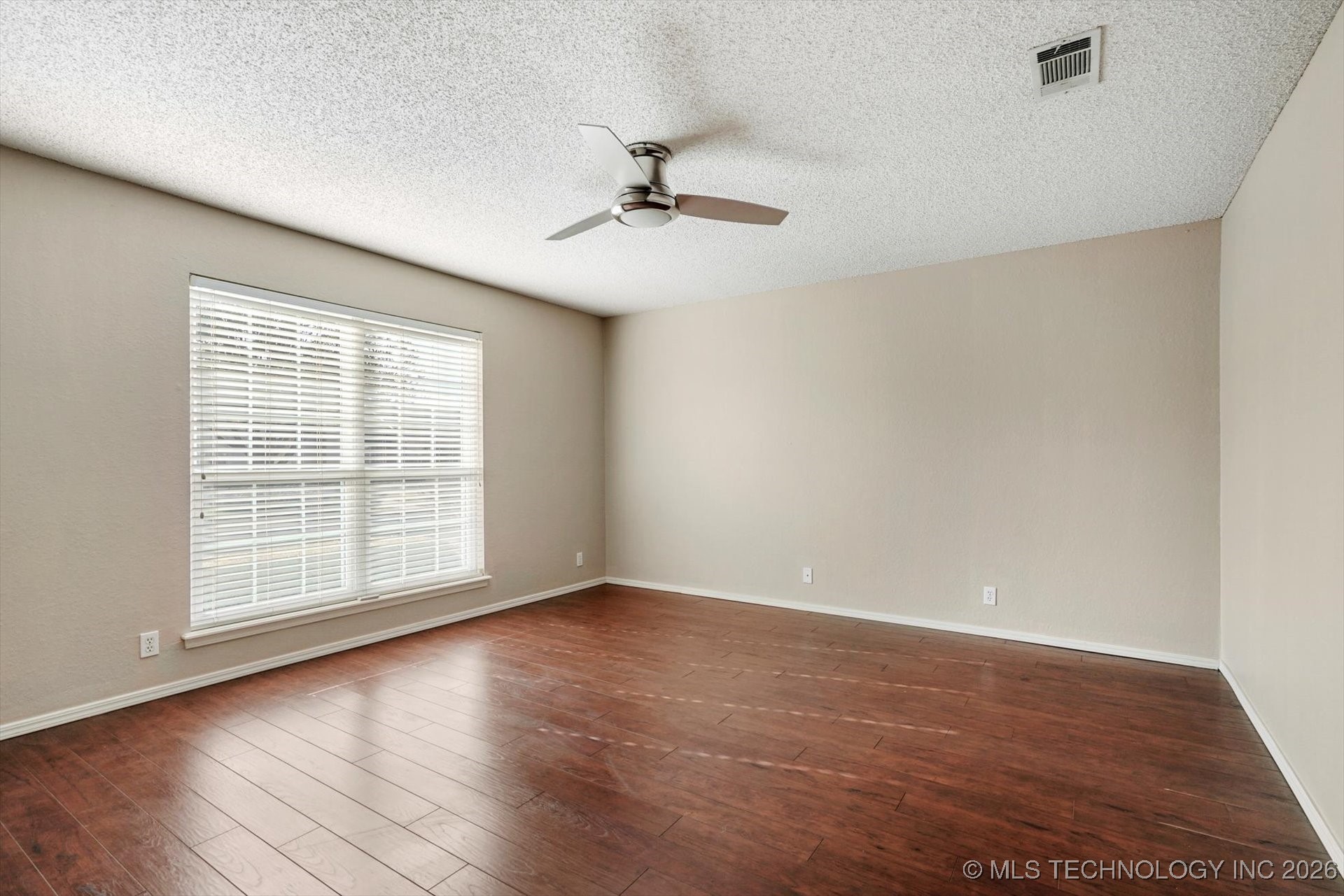 8323 E 81st Place Property Photo 13