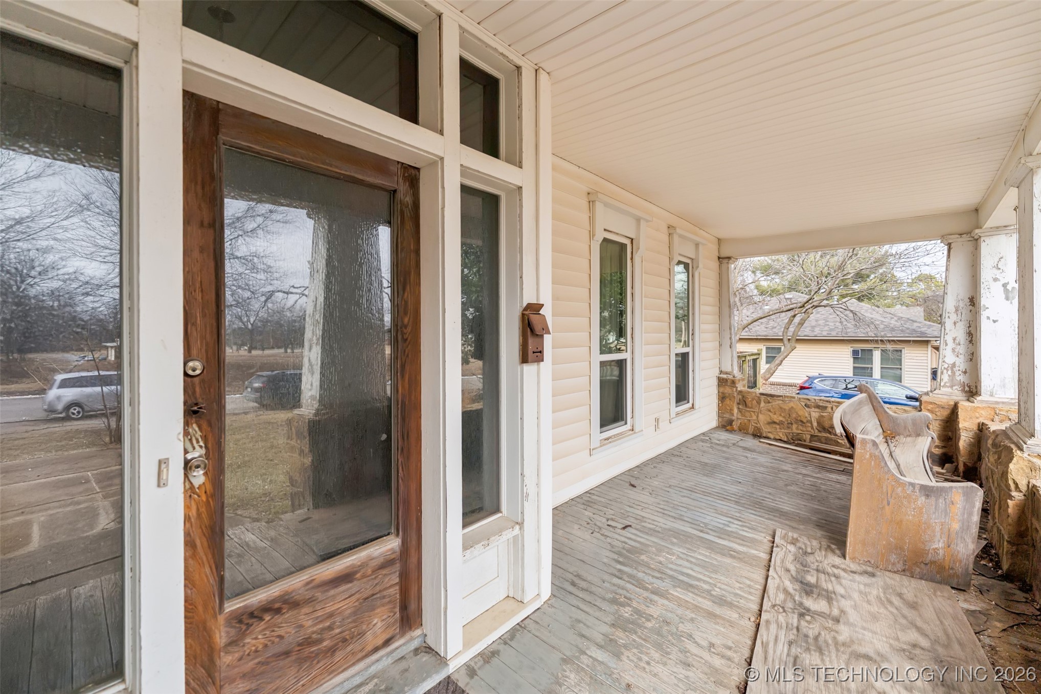 303 N Smith Property Photo 4