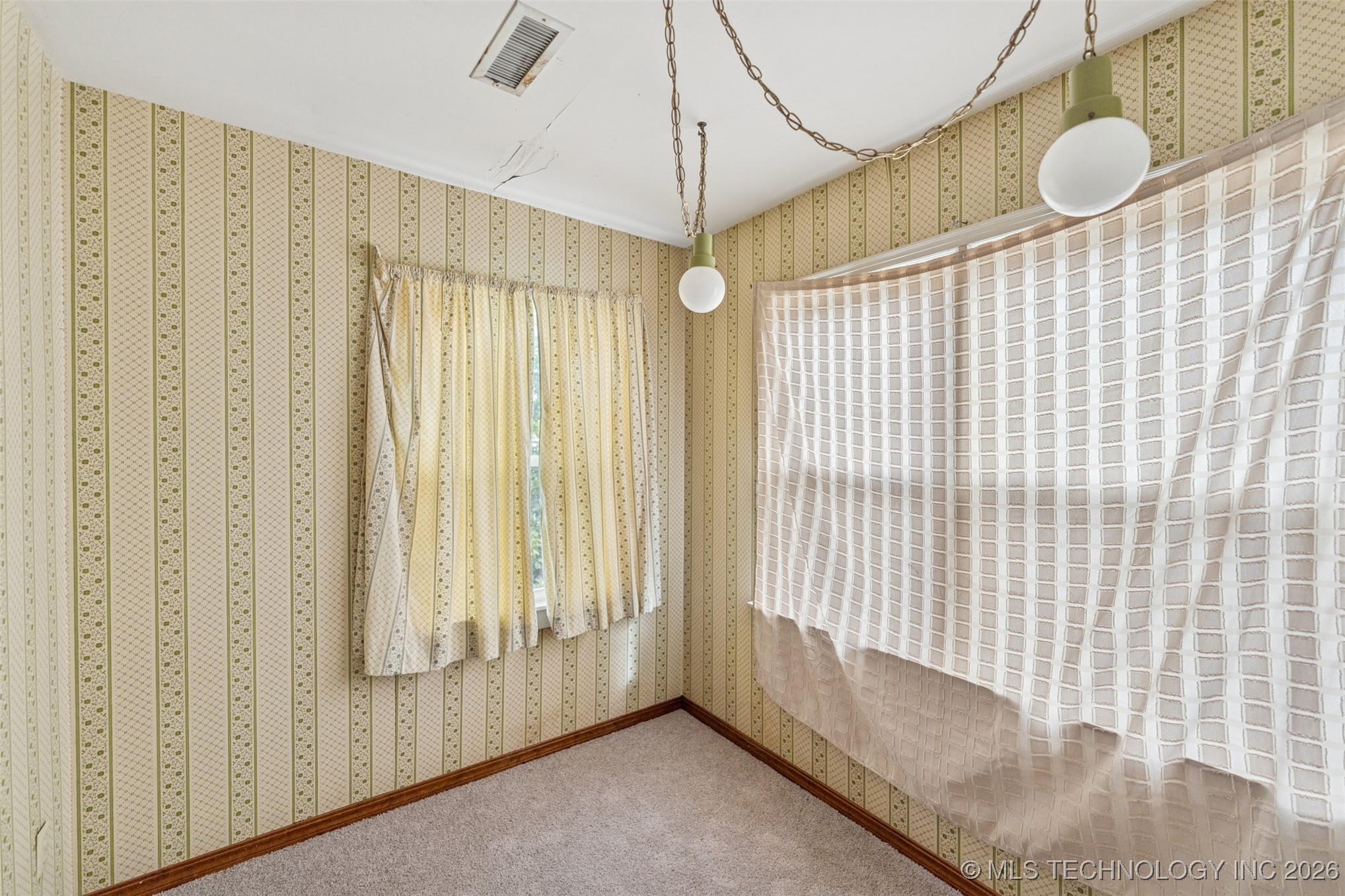 303 N Smith Property Photo 20