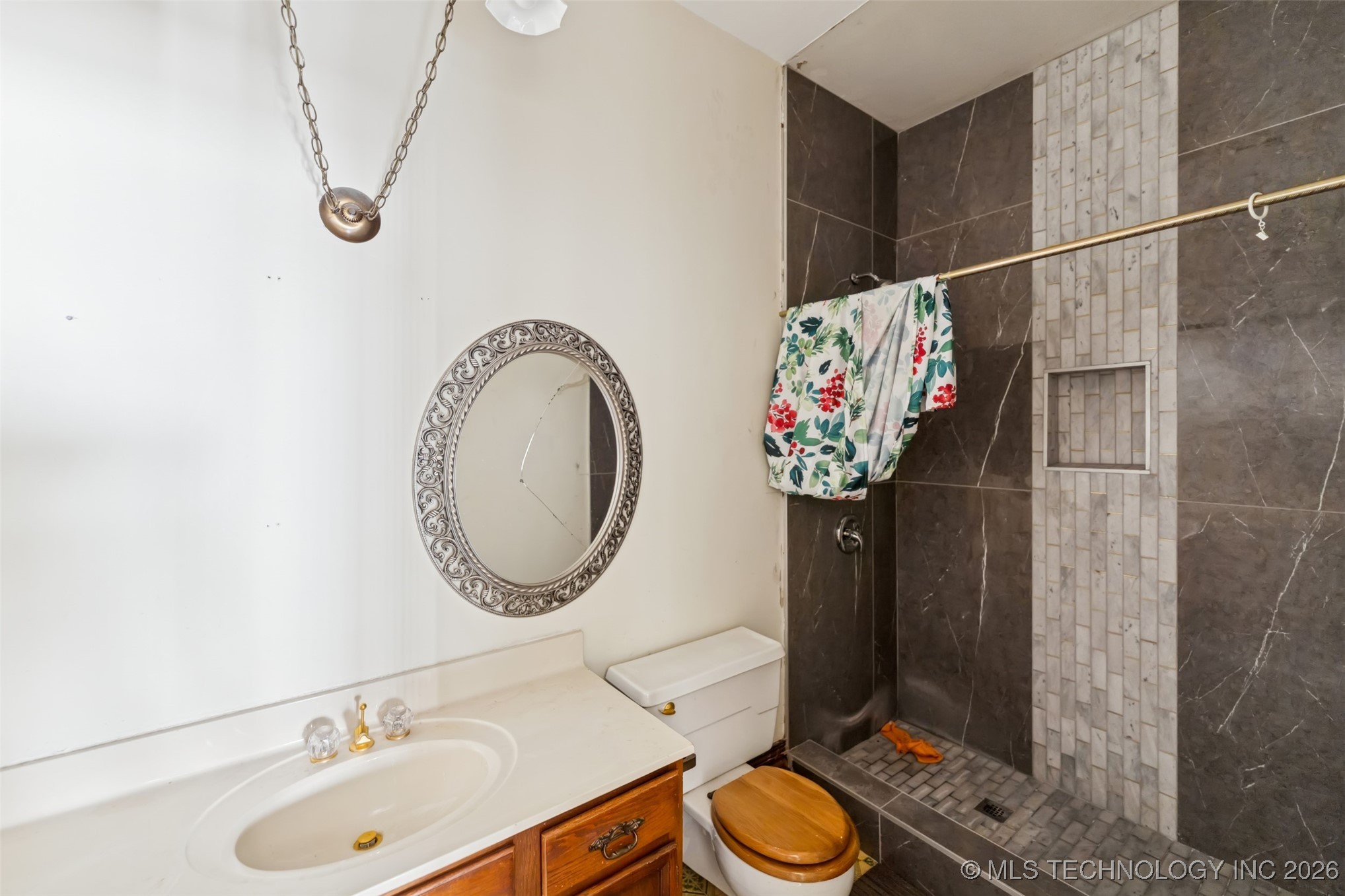 303 N Smith Property Photo 21