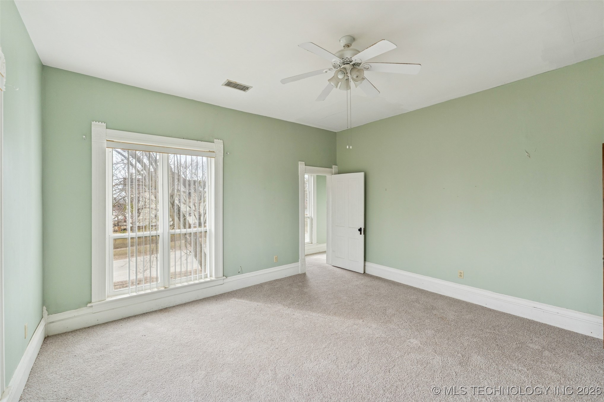 303 N Smith Property Photo 25