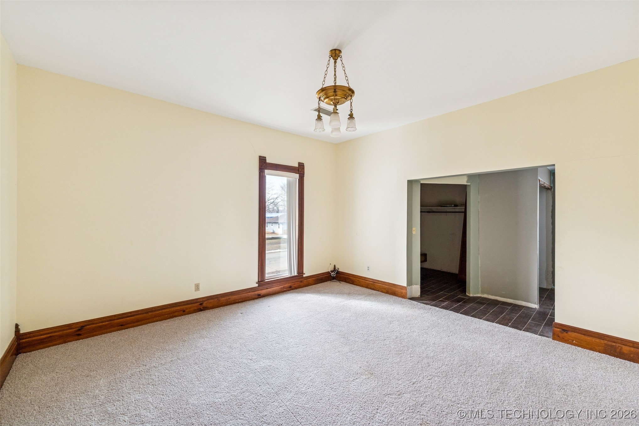 303 N Smith Property Photo 27