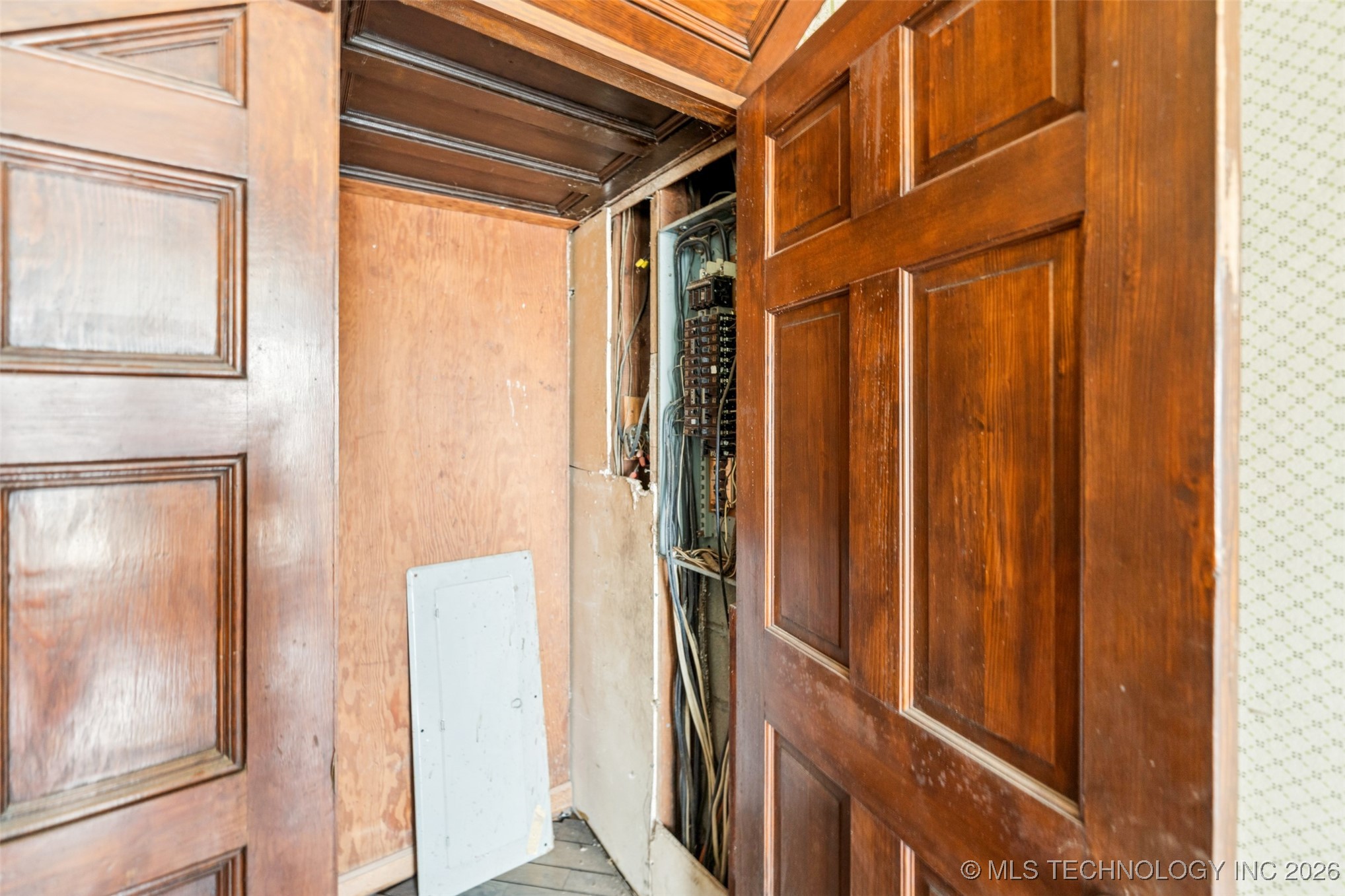 303 N Smith Property Photo 34