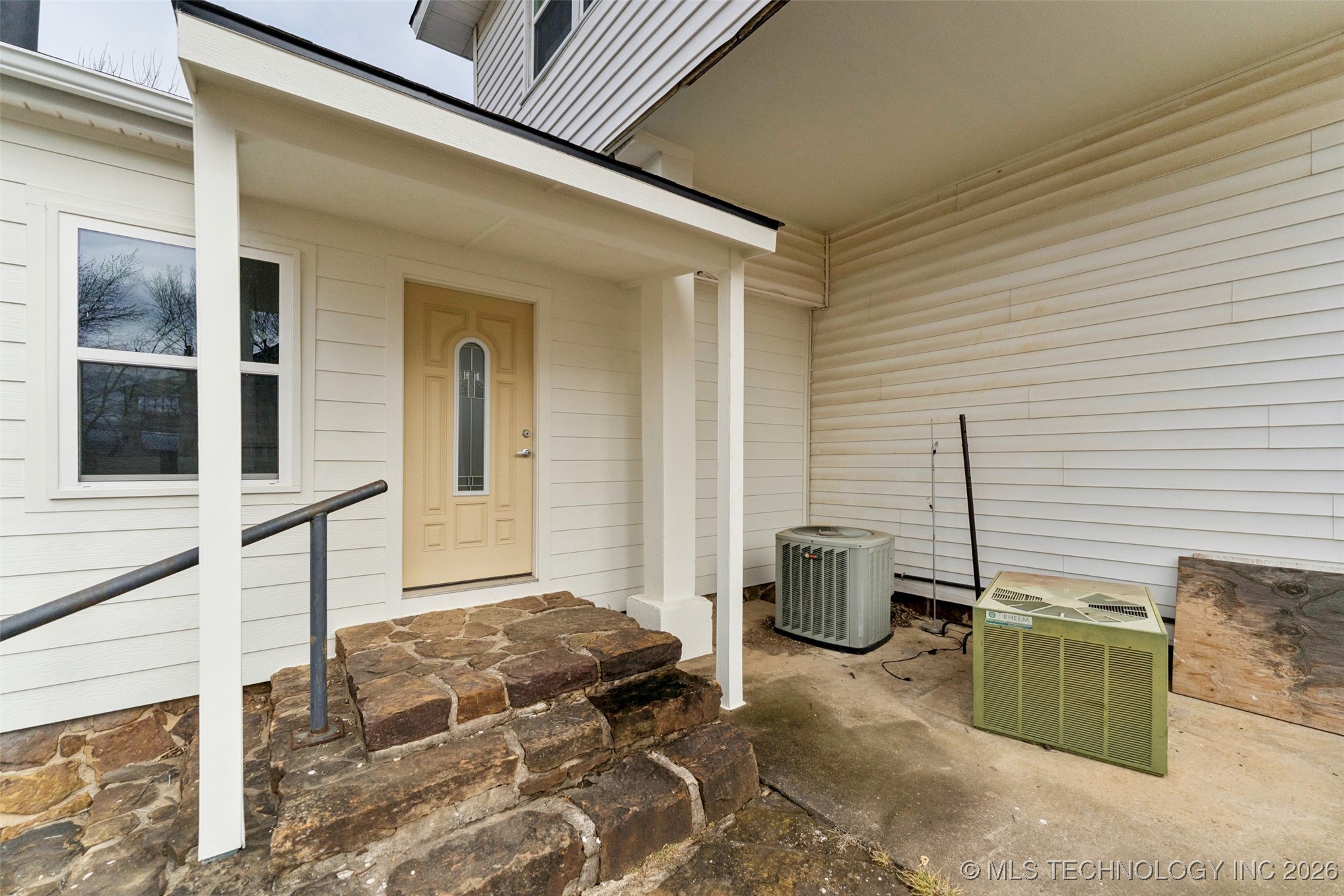 303 N Smith Property Photo 39