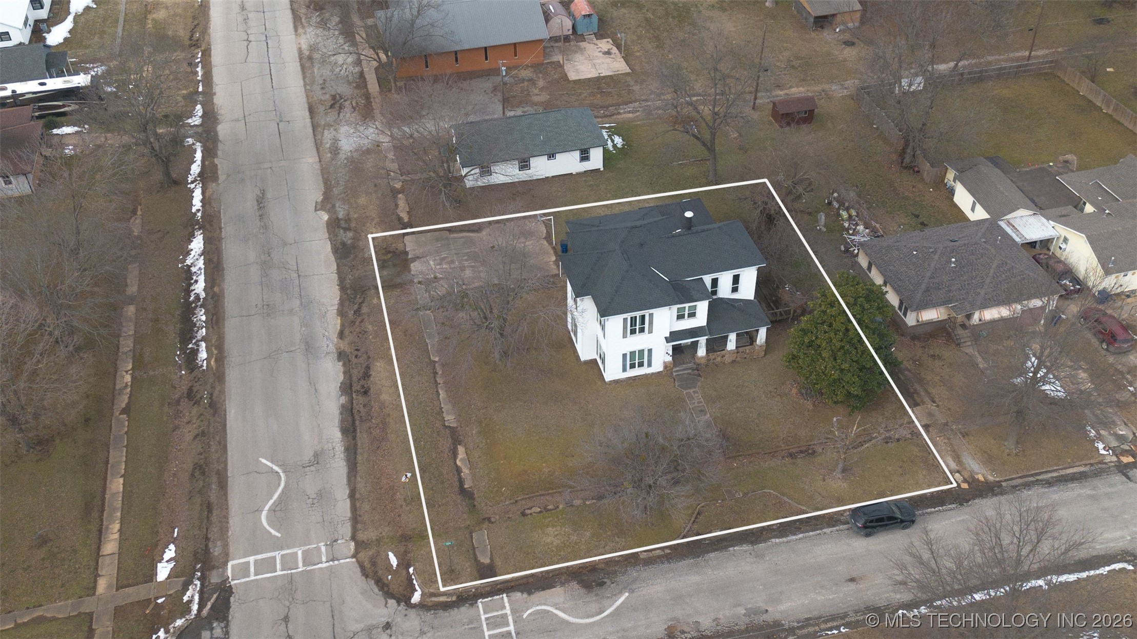 303 N Smith Property Photo 48