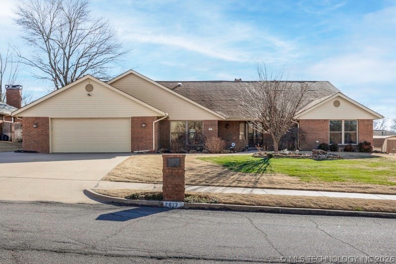 2617 Regency Road Property Photo 1