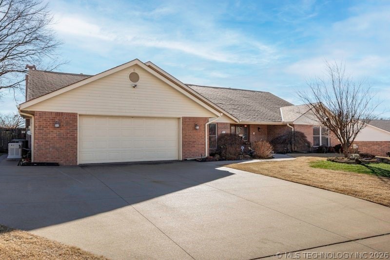 2617 Regency Road Property Photo 3