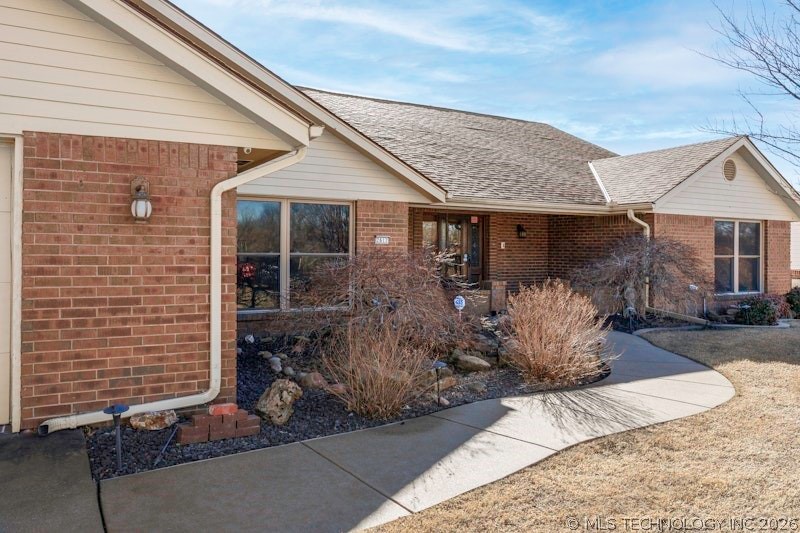 2617 Regency Road Property Photo 4