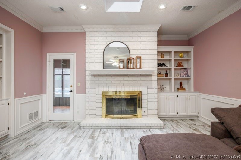 2617 Regency Road Property Photo 8