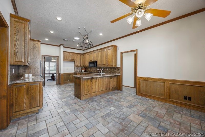 2617 Regency Road Property Photo 10