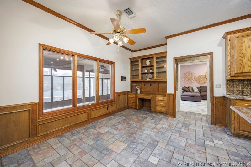2617 Regency Road Property Photo 11