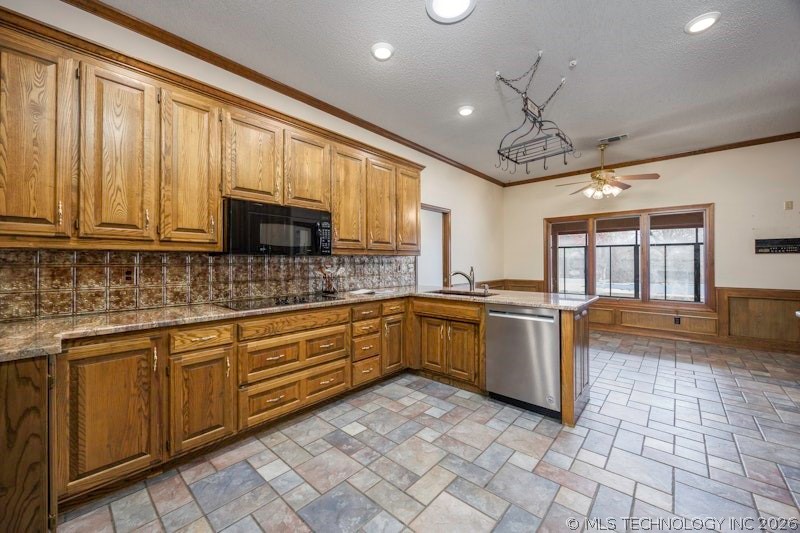 2617 Regency Road Property Photo 13