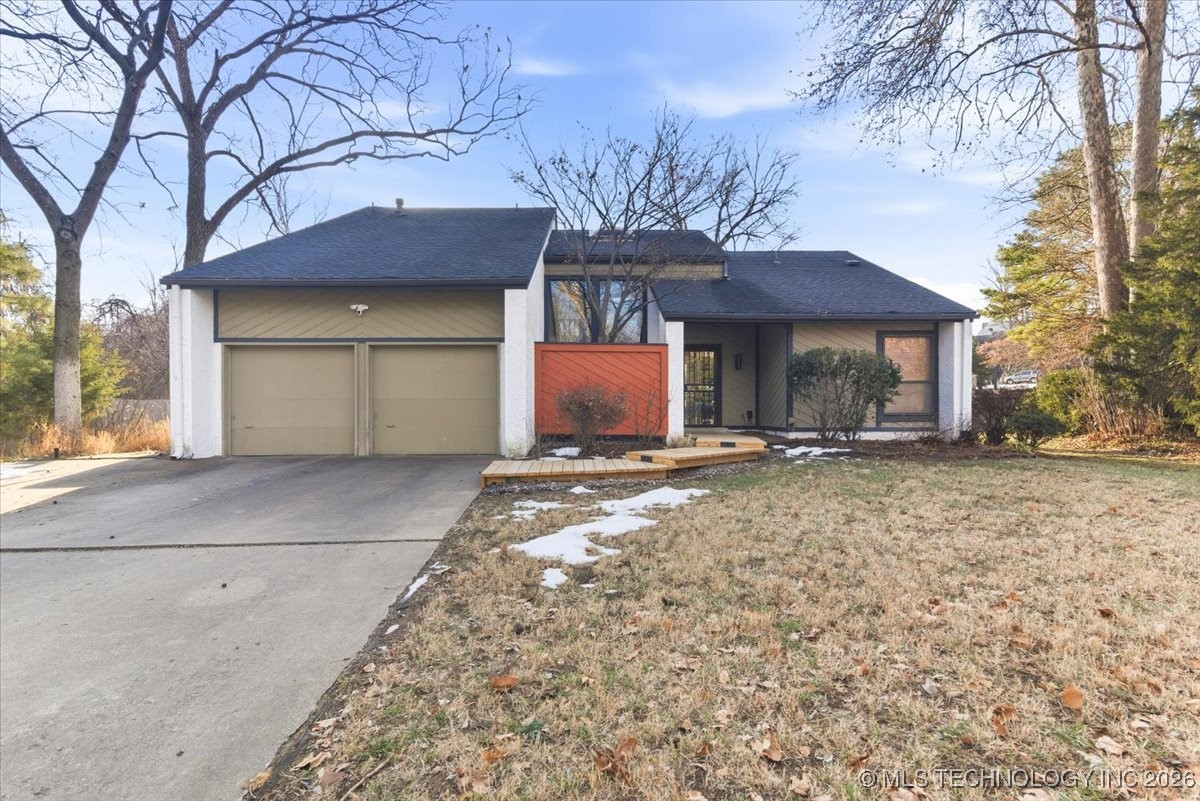 10137 S Marion Avenue Property Photo 1