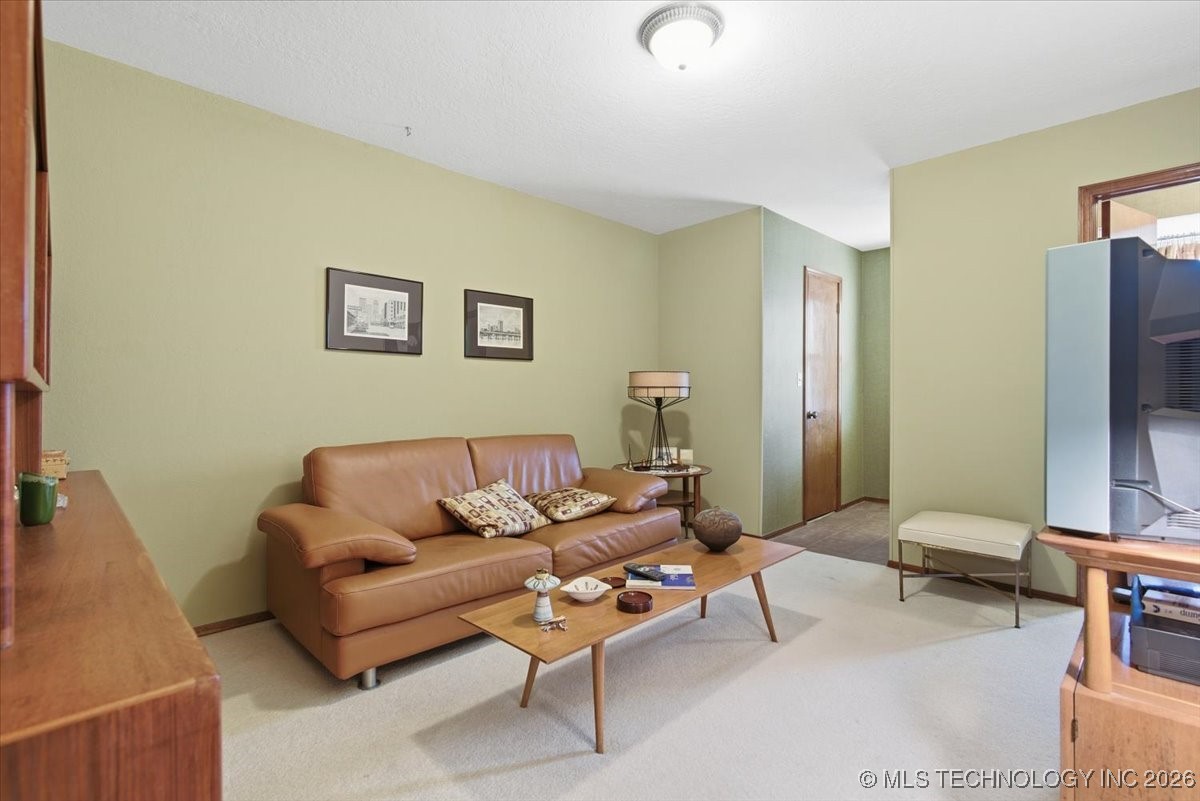 10137 S Marion Avenue Property Photo 30